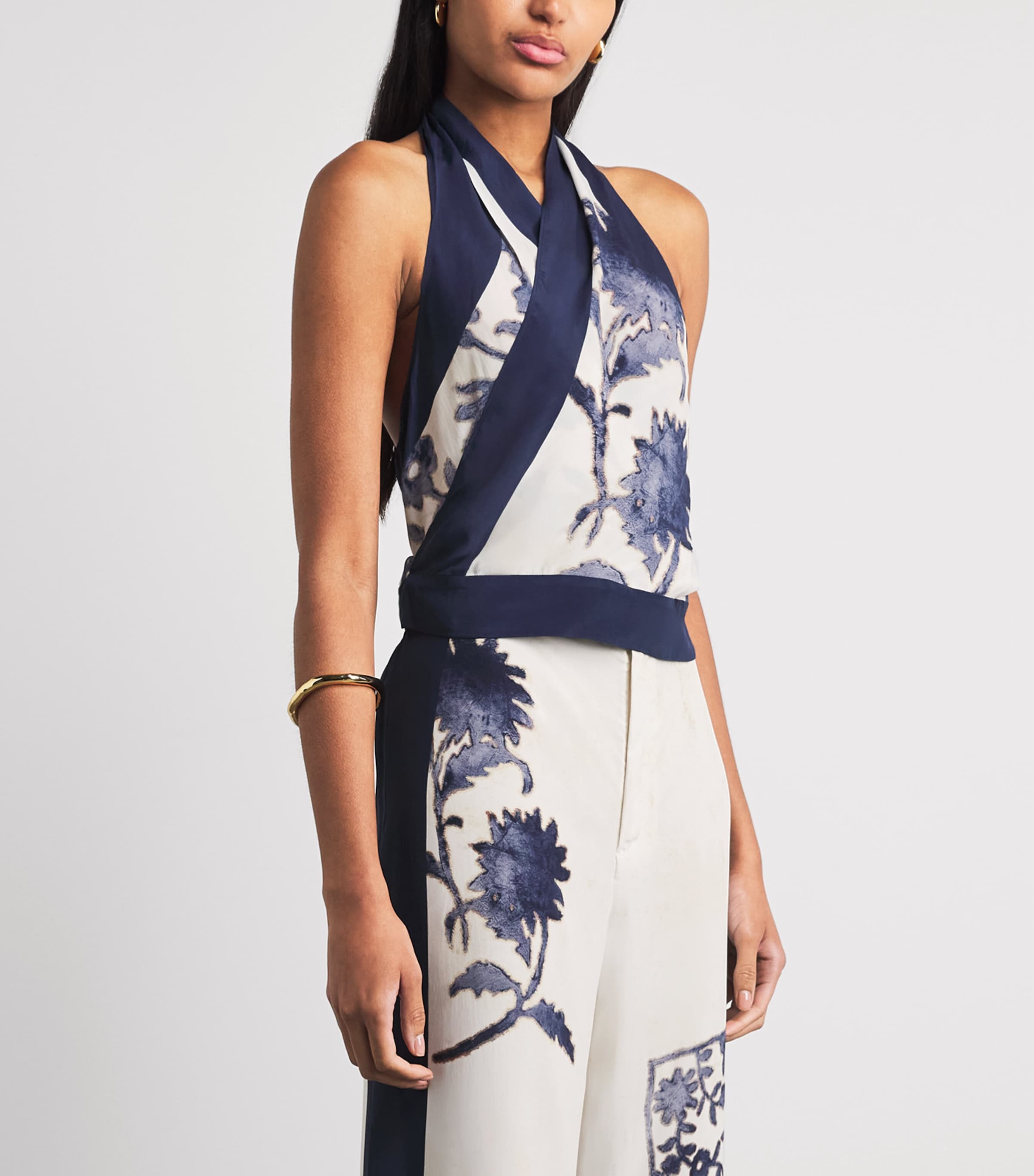 SIR. Womens Printed Philippa Scarf Crop Top Eira Midnight Image 4