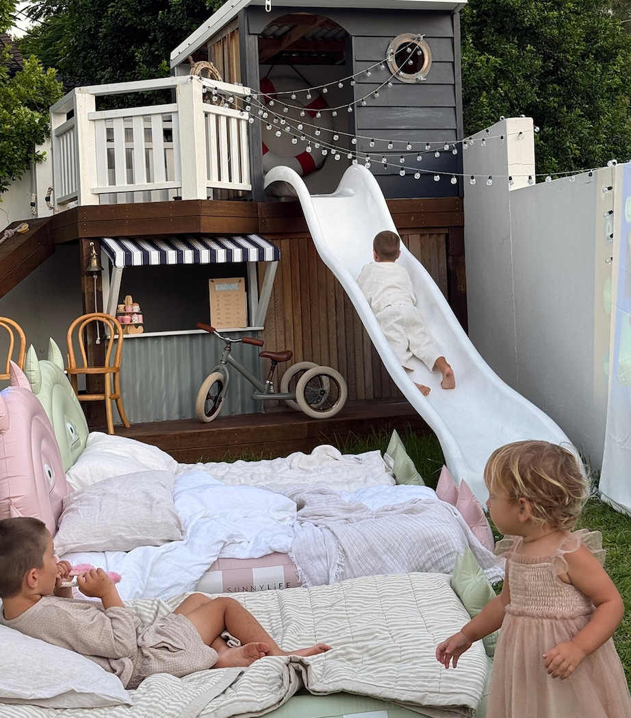 Monster Sleepover Bed MONSTER Image 4