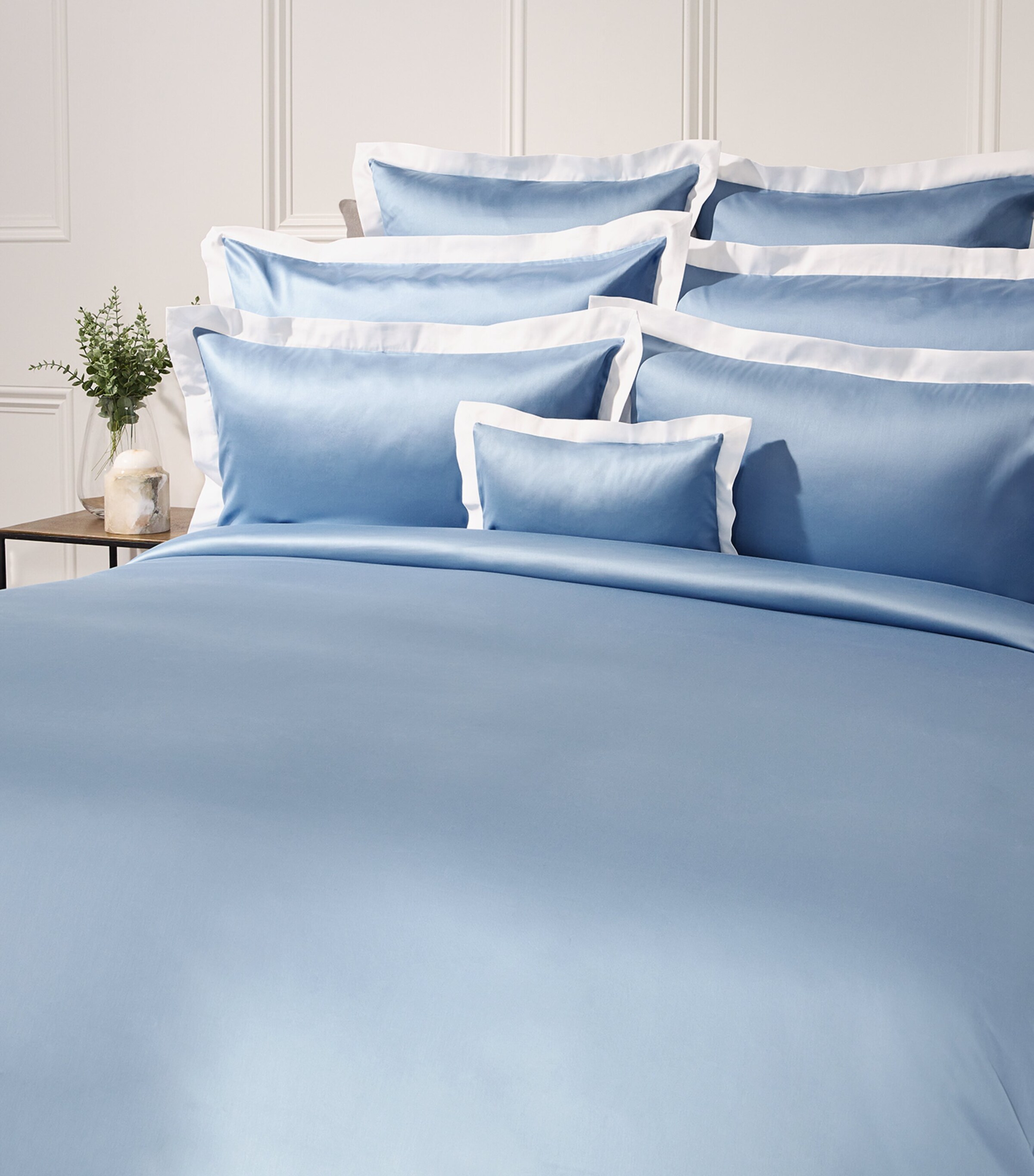 Celso De Lemos Emma King Duvet Cover (230cm x 220cm) Ciel Image 2
