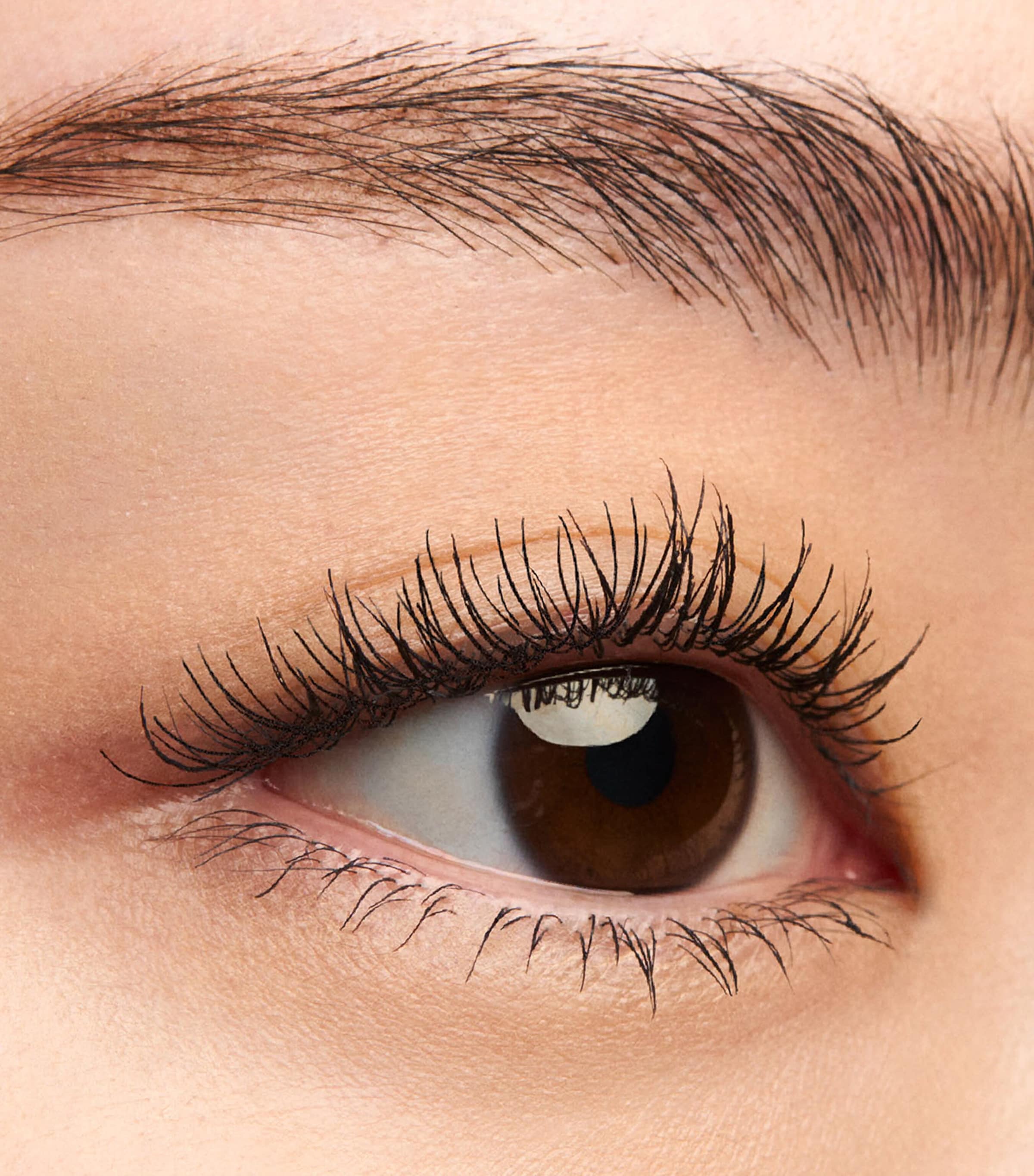 Suqqu Defining Eyelash Base Image 2