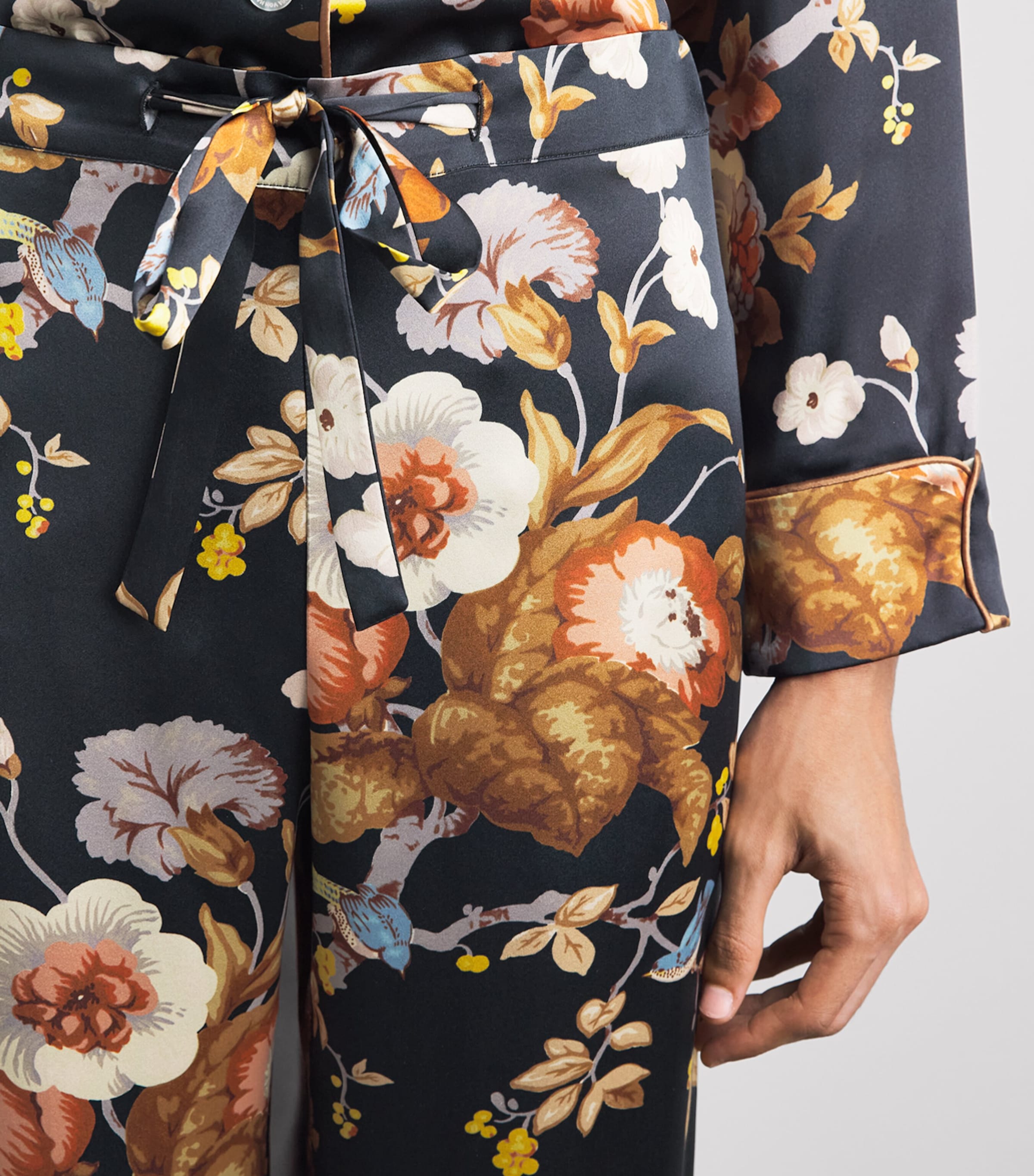 Olivia von Halle Womens Silk Floral Lila Evora Pyjama Set Evora Image 3