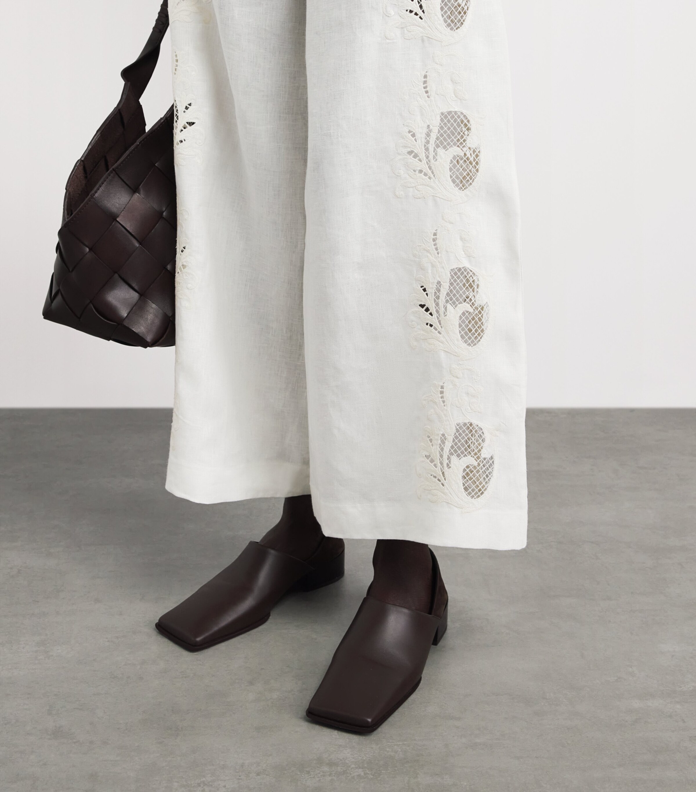 LUG VON SIGA Womens Linen Maria Wide-Leg Trousers Offwhite Image 3