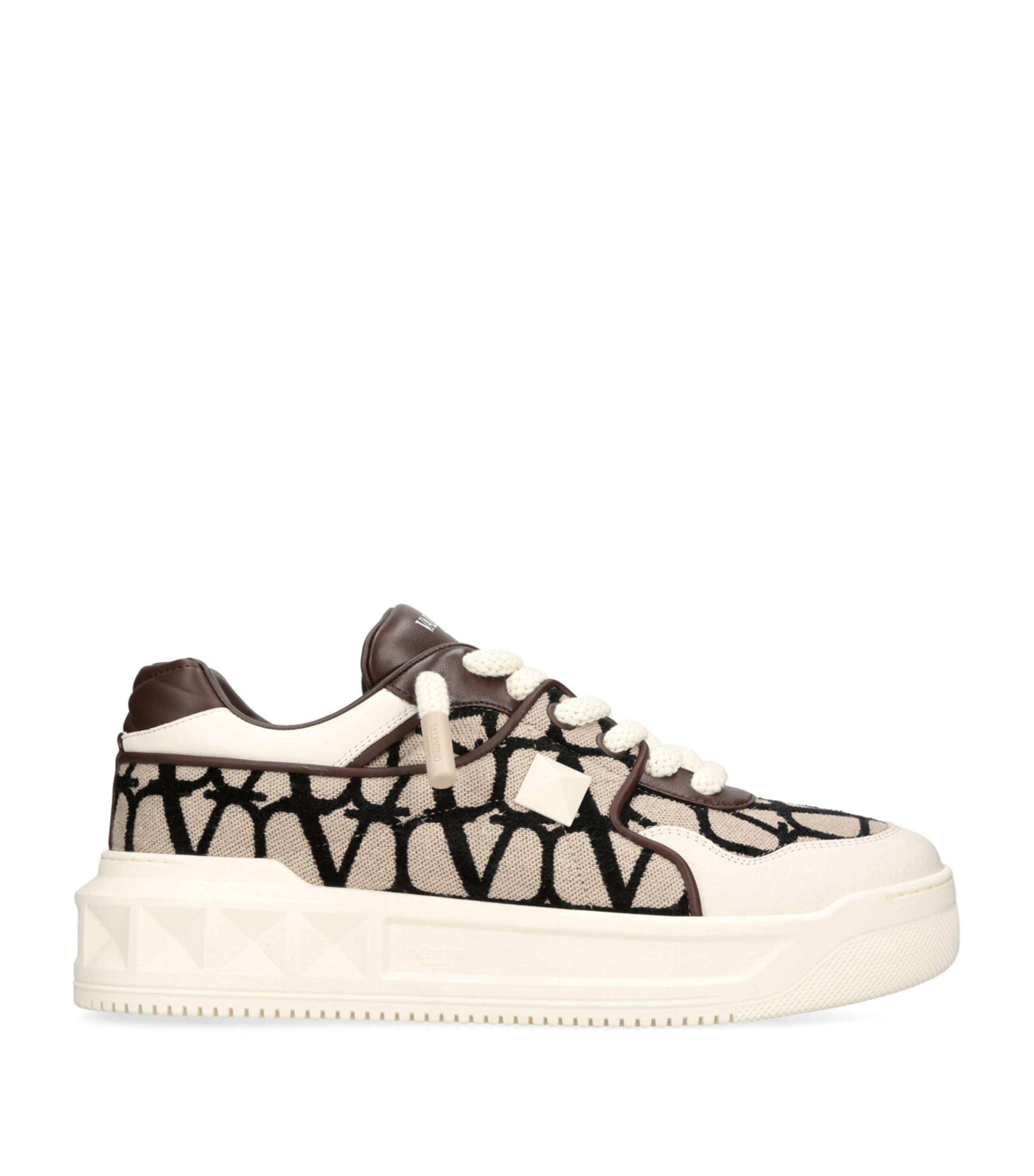 Valentino Garavani One Stud Xl Sneakers In Beige