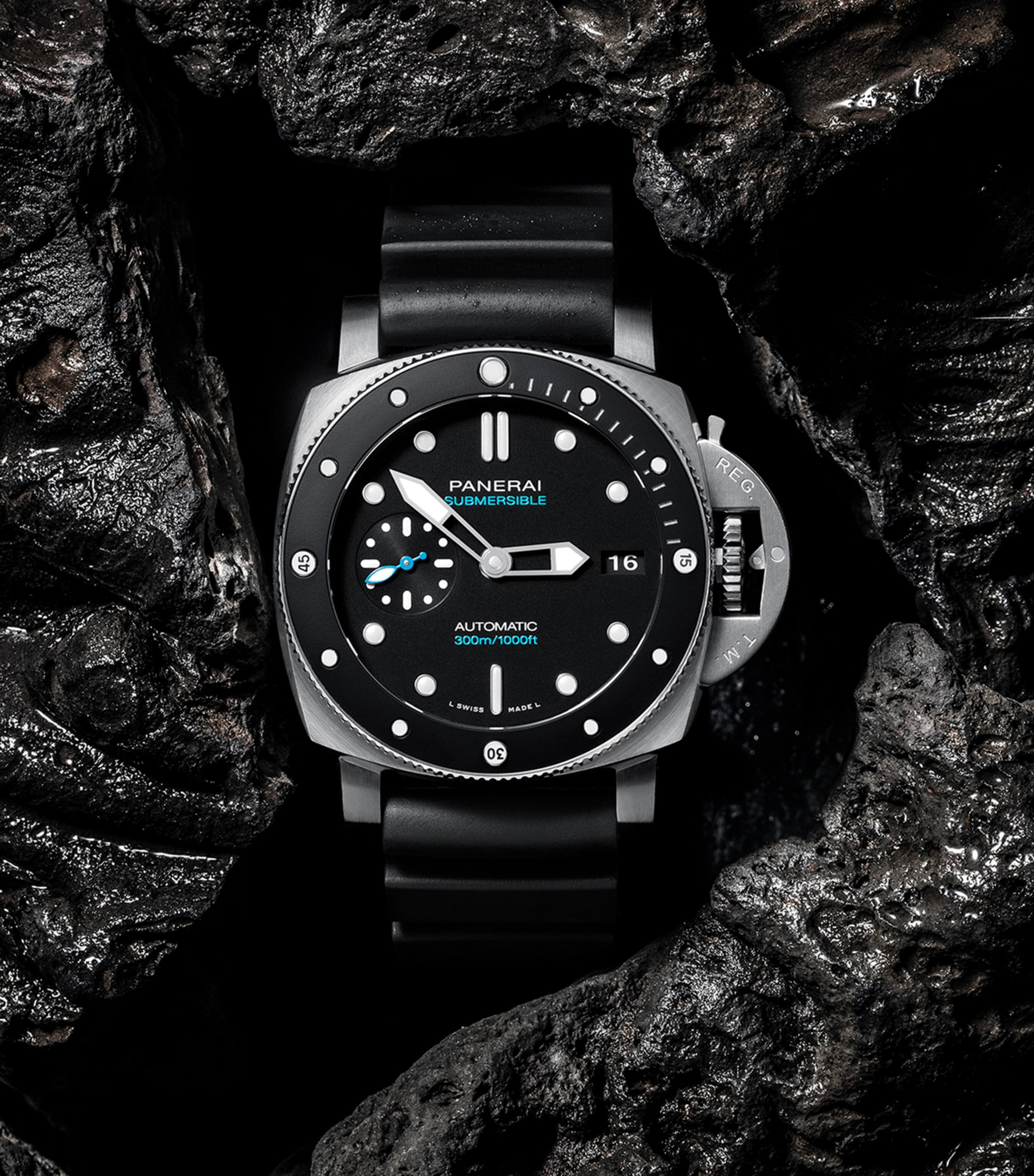 Panerai Stainless Steel Submersible Watch 42mm Black Image 6