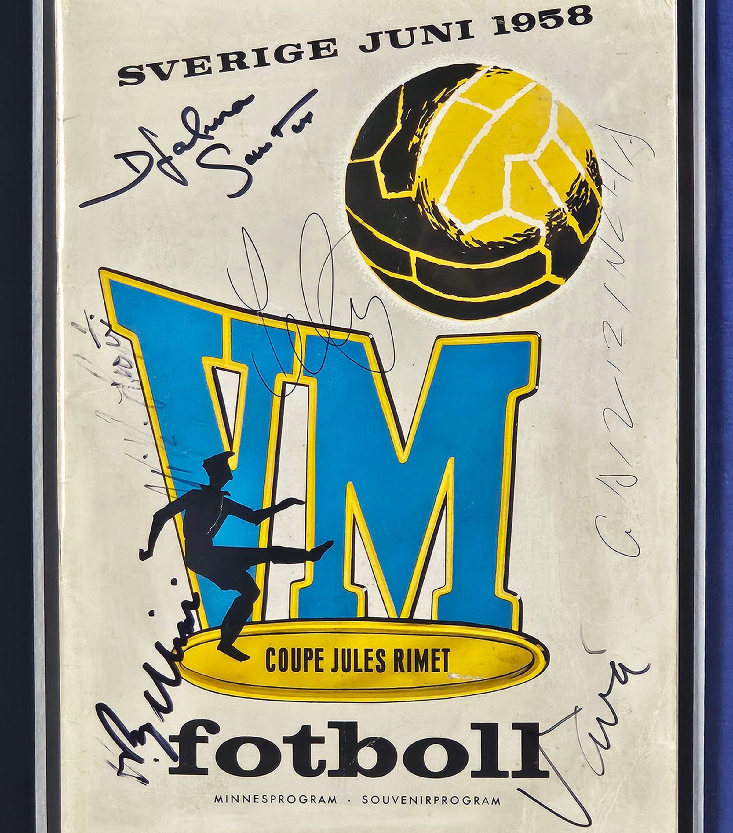 Leipzig Galleries Brazil 1958 World Cup Pelé and Squad Signed Jersey Framed Display Image 2