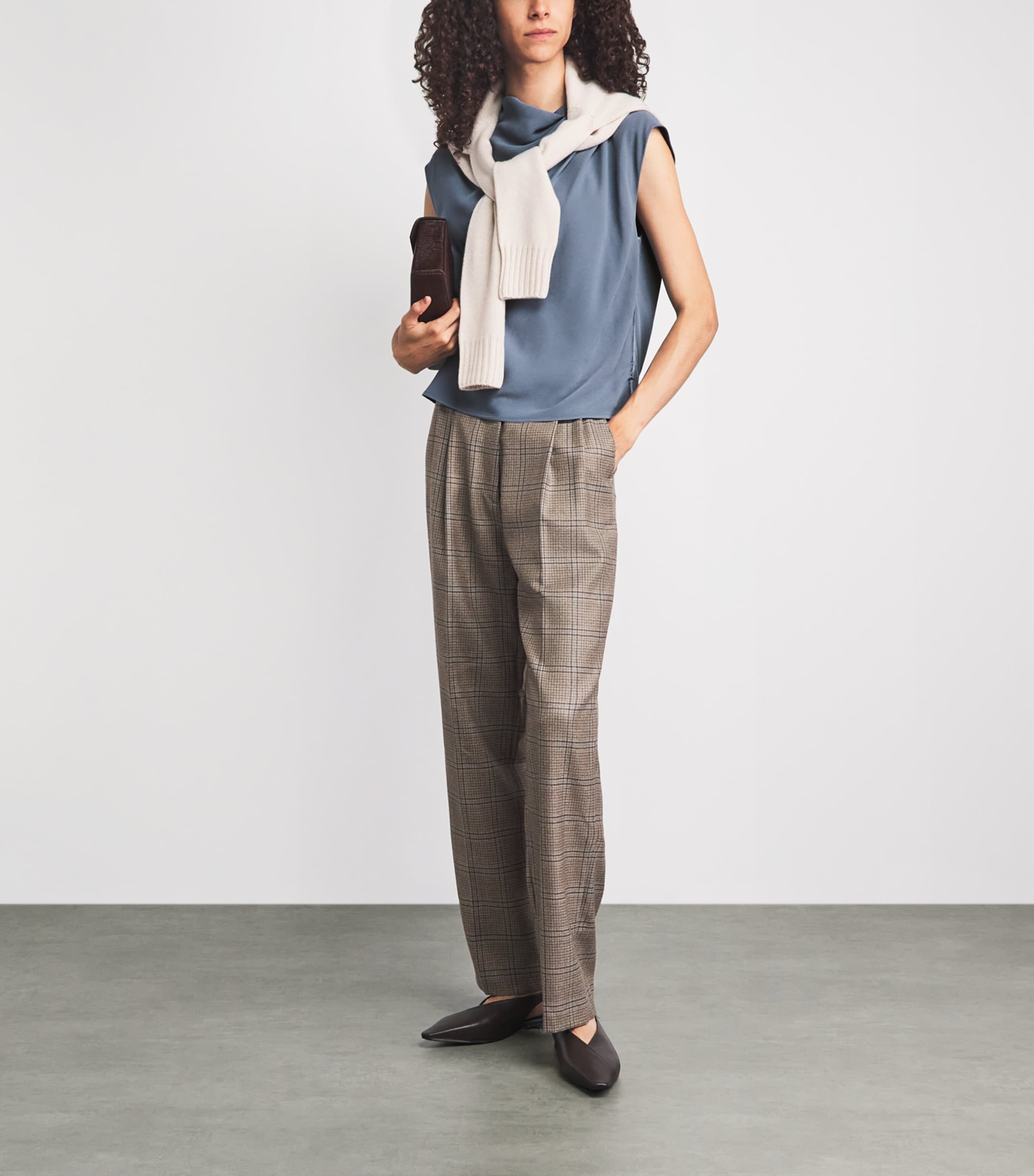 Agnona Womens Sleeveless Draped Blouse Bl Drk Pwdr Image 2
