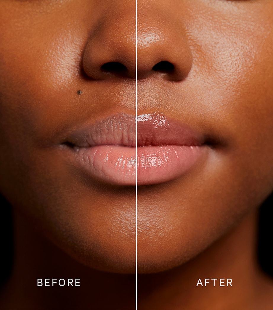 Volumising Lip Protector (3ml) NO COLOUR Image 4