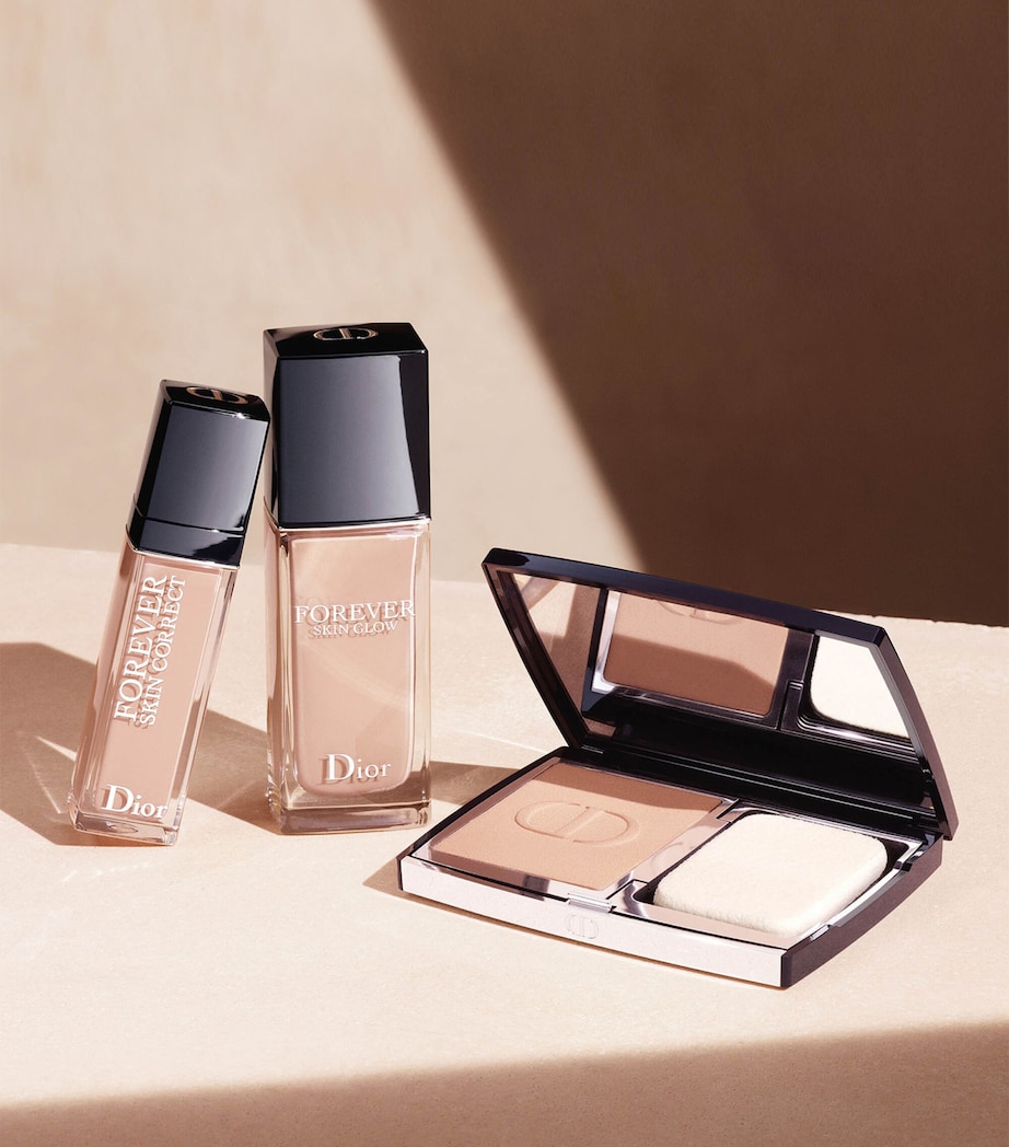 Forever Natural Velvet Compact Foundation Refill 1.5N Image 5