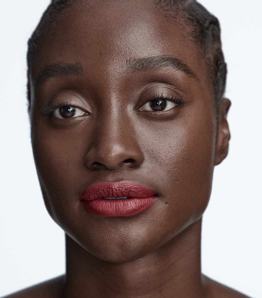 Matte Lipstick OMBRA Image 6