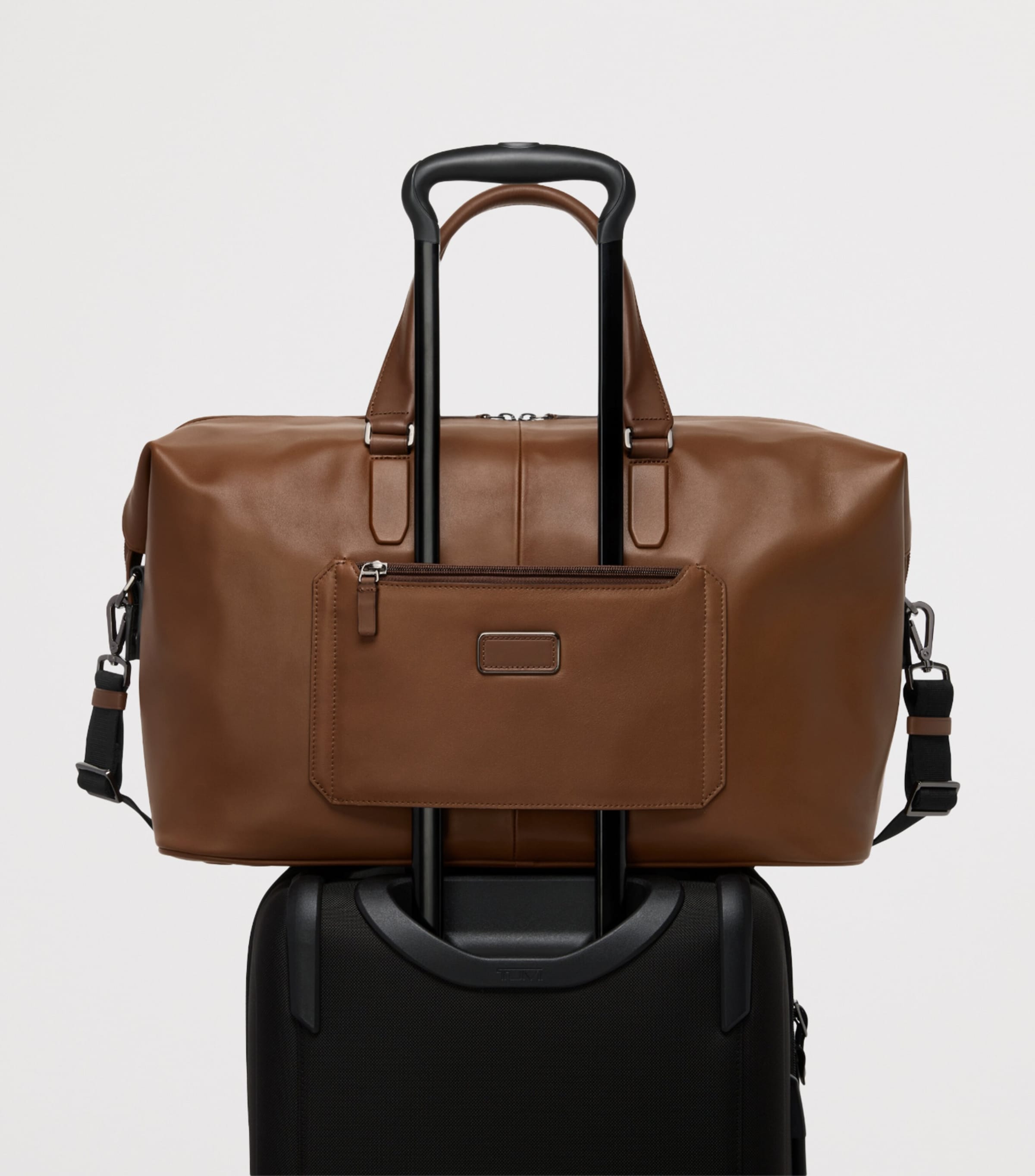 TUMI ボストンバッグ ブラウン レザー Tumi Brown Leather Nelson Duffle Bag (52cm) | Harrods US