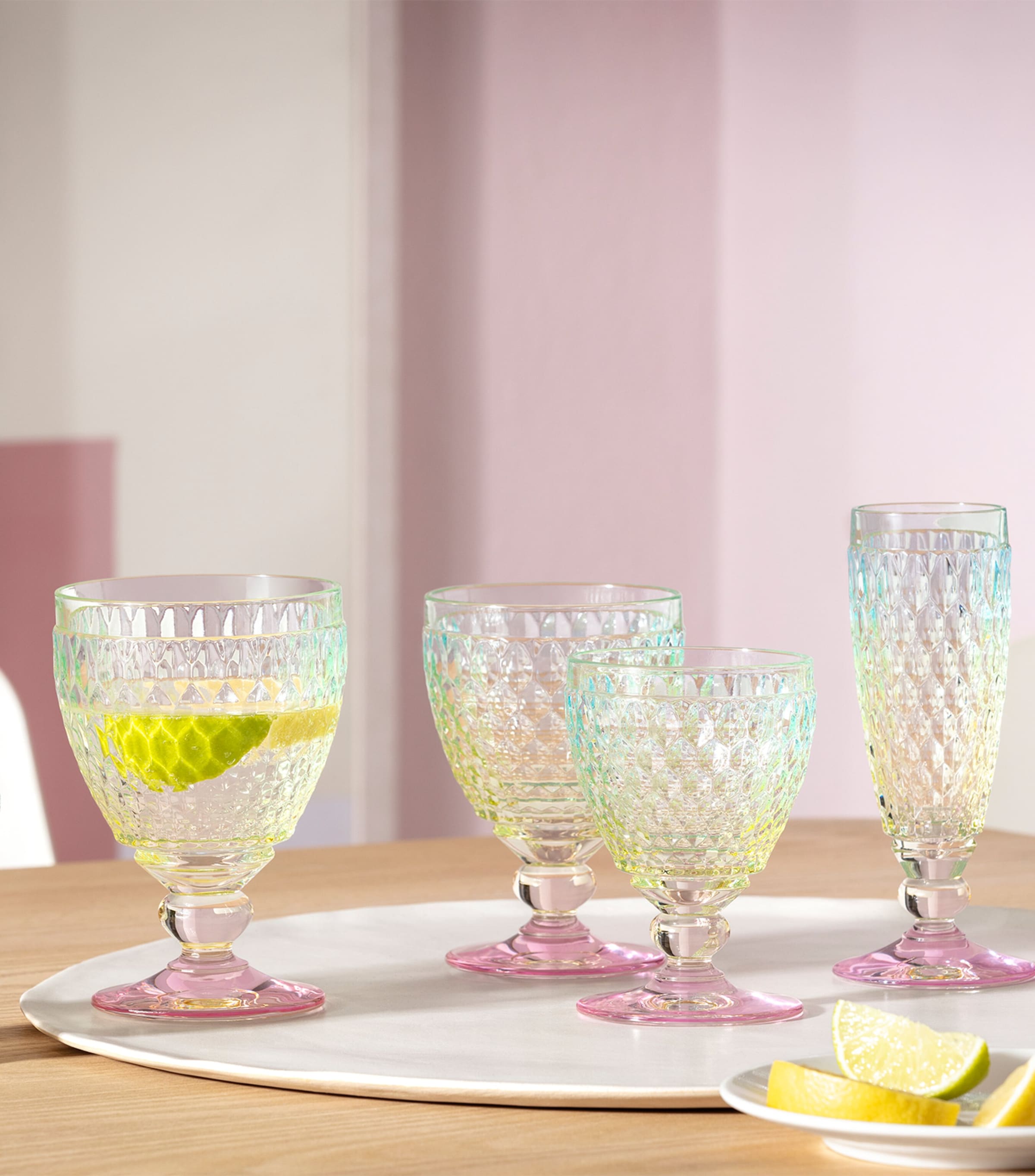 Set of 4 Boston Pearl Champagne Glasses (120ml) MULTI Image 5