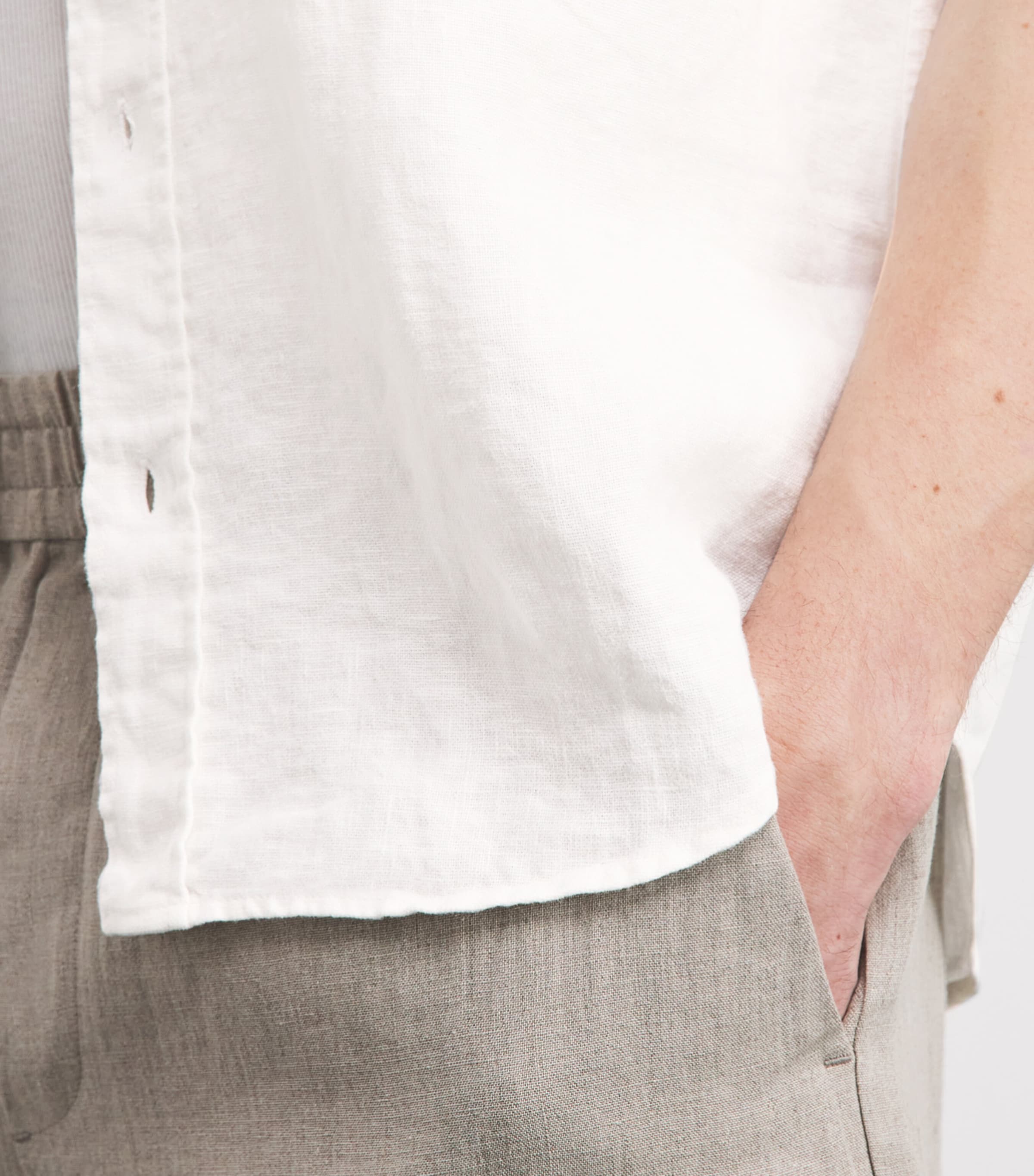 Citizens of Humanity Mens Linen Short-Sleeve Cairo Shirt White Image 3