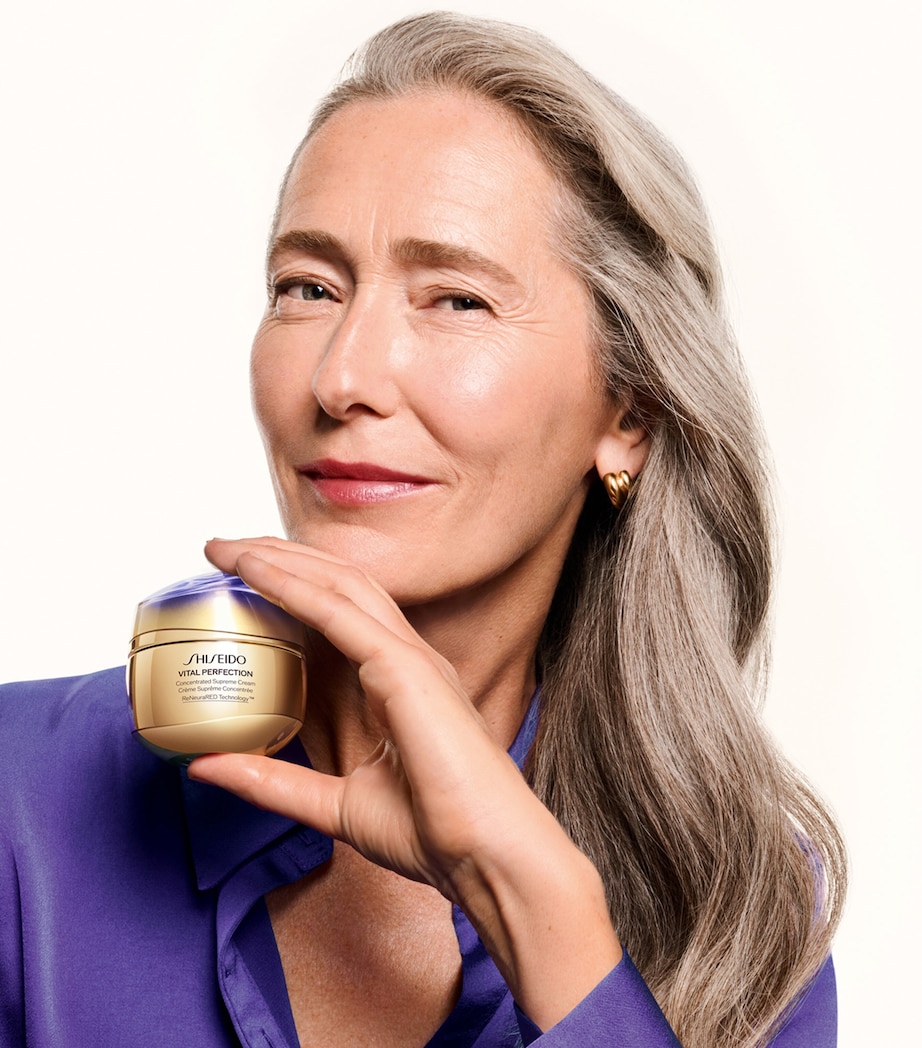 Shiseido Vital Perfection Concentrated Supreme Cream (50ml) Image 4