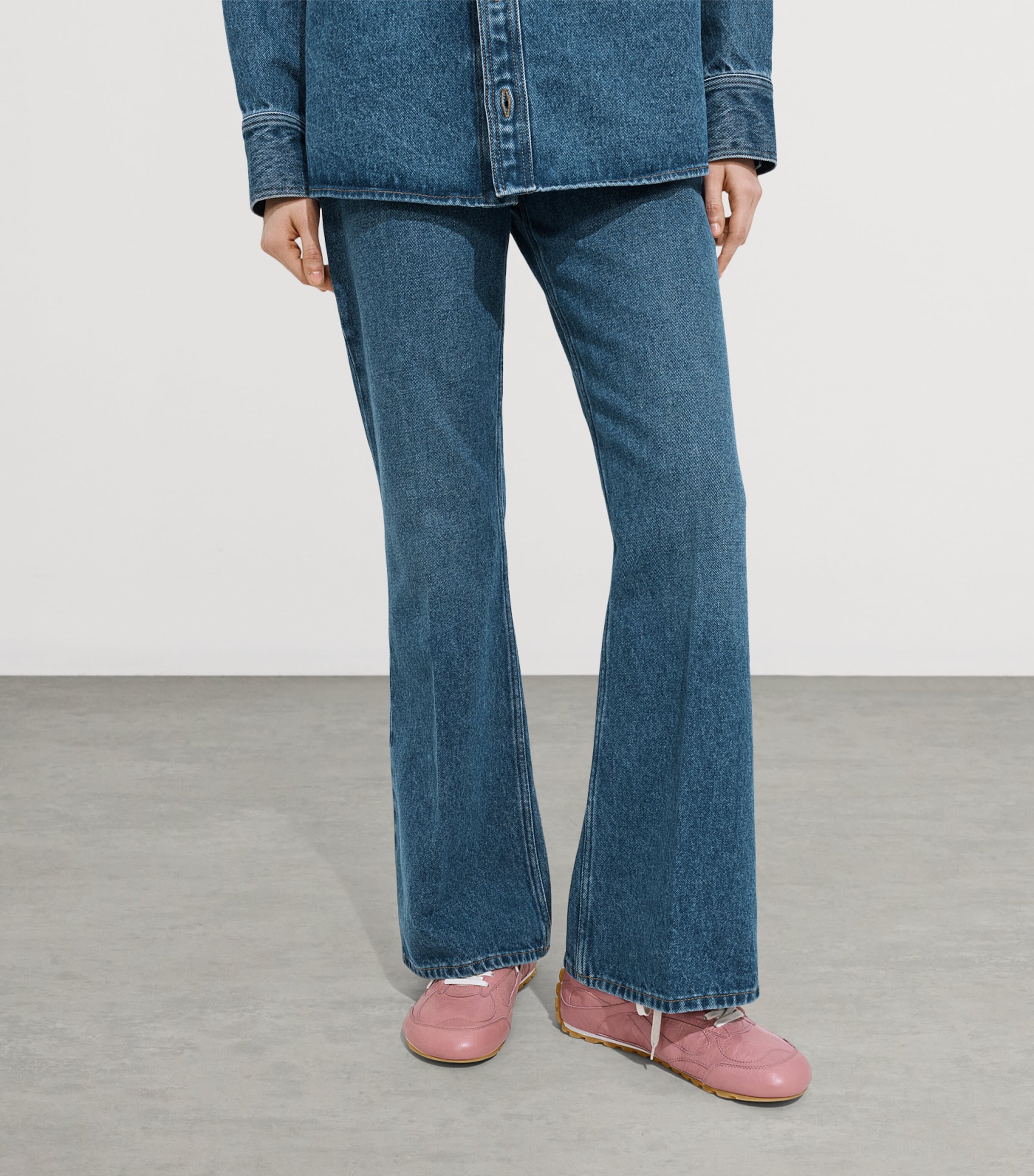 Bottega Veneta Leather Orbit Flash Sneakers Image 2