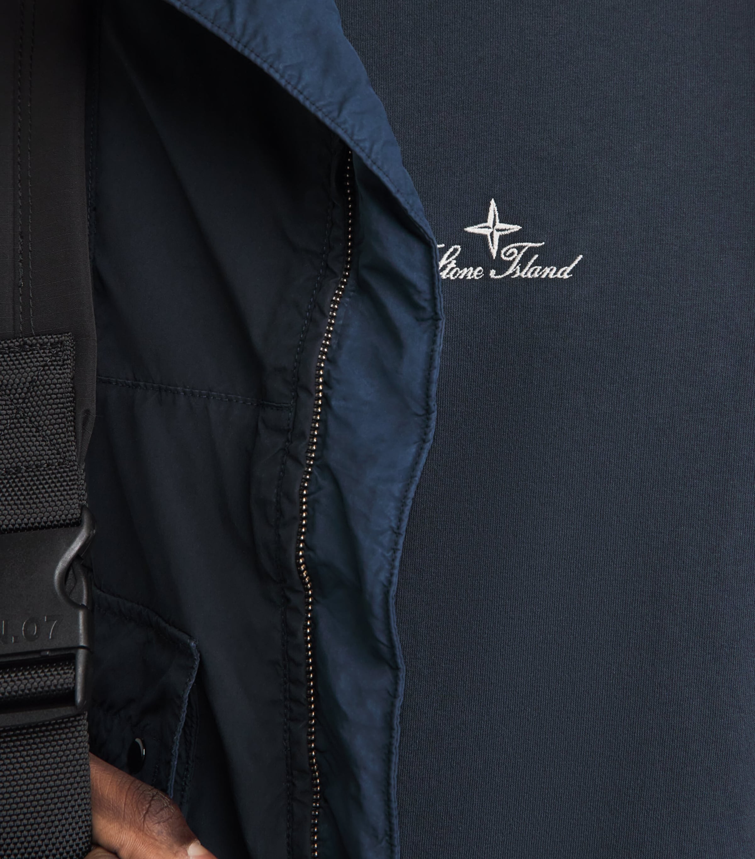 Stone Island Mens Organic Cotton Logo T-Shirt Image 3