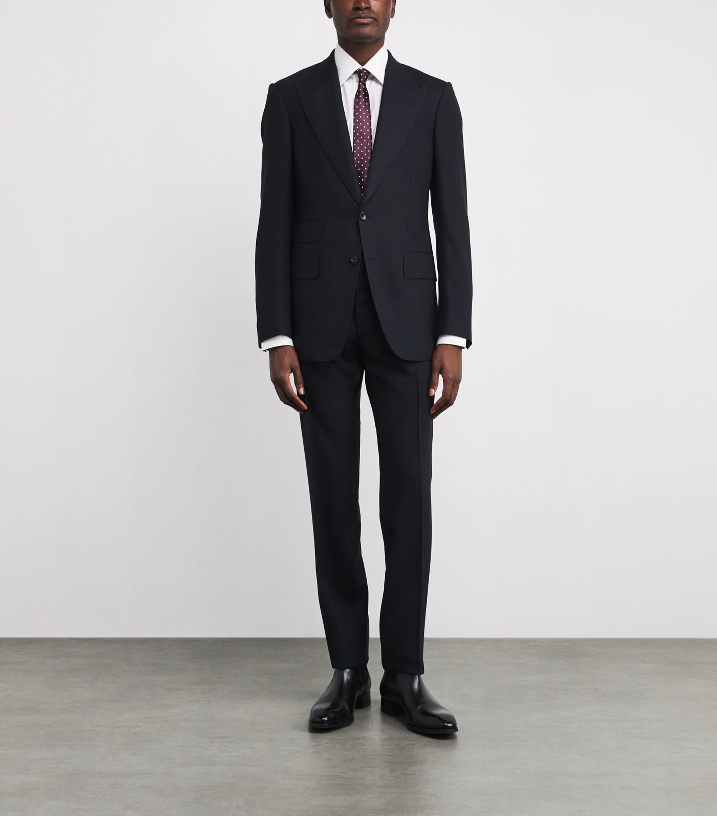 Wool Shelton 2-Piece Suit UCC Image 2