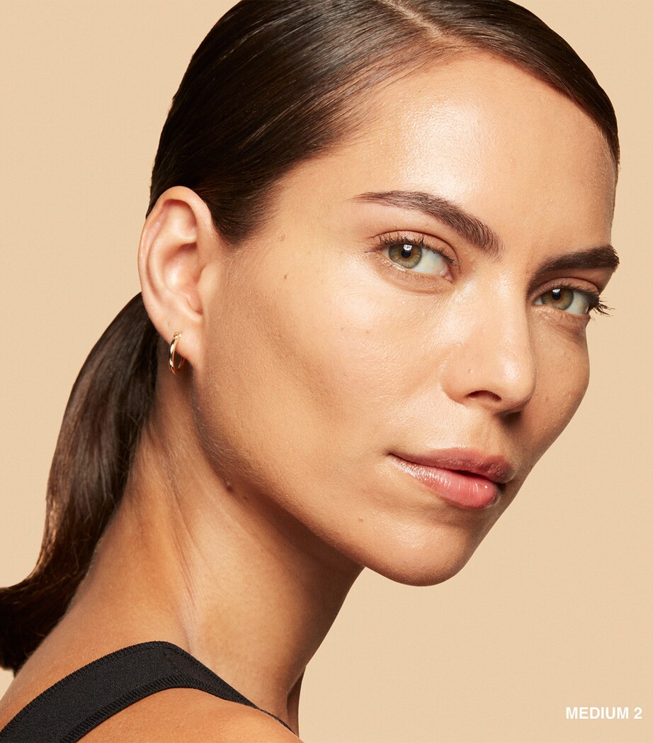 Vitamin Enriched Skin Tint MEDIUM 2 Image 4