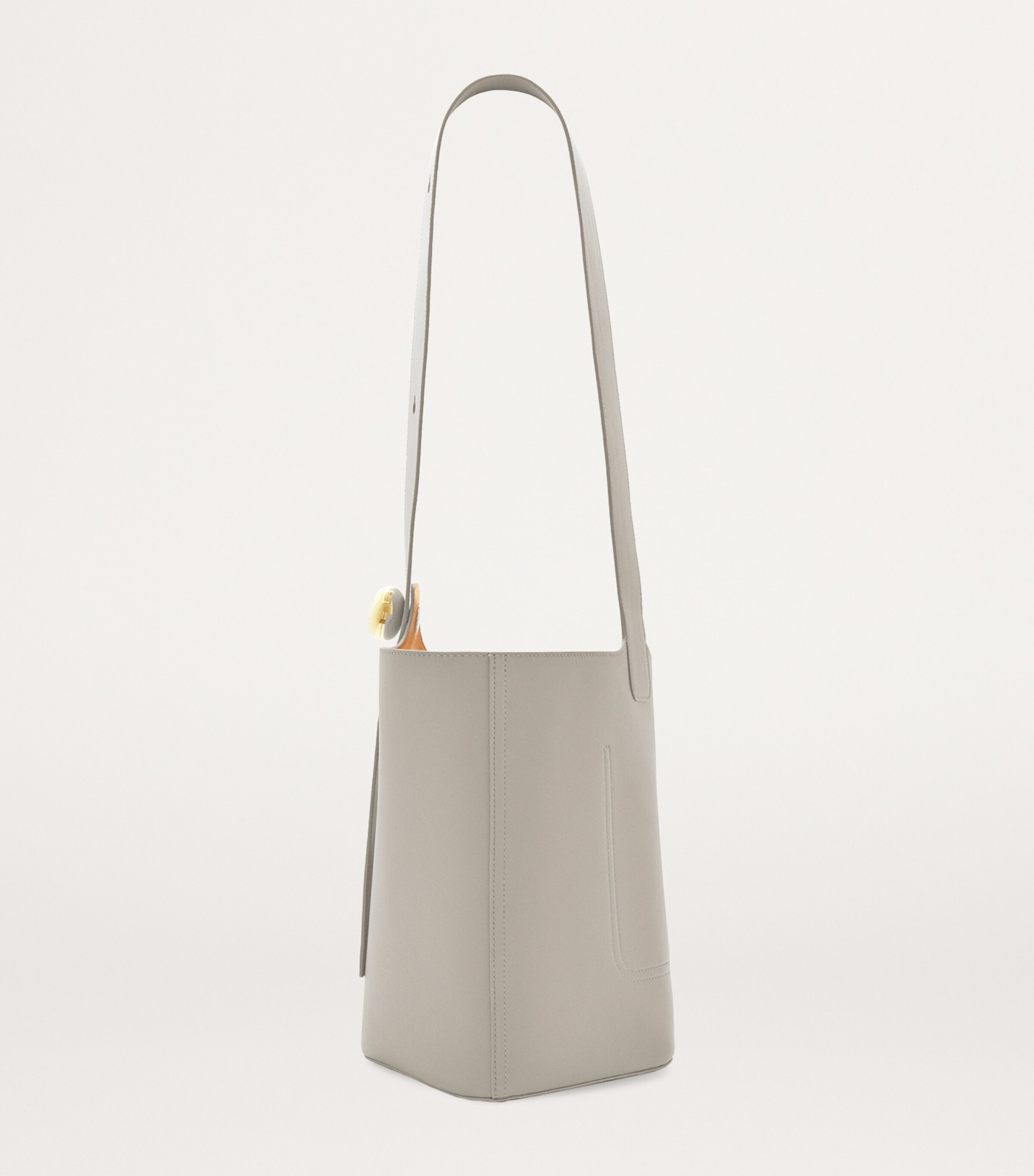 Medium Leather Pebble Bucket Bag SHELL GREY Image 4
