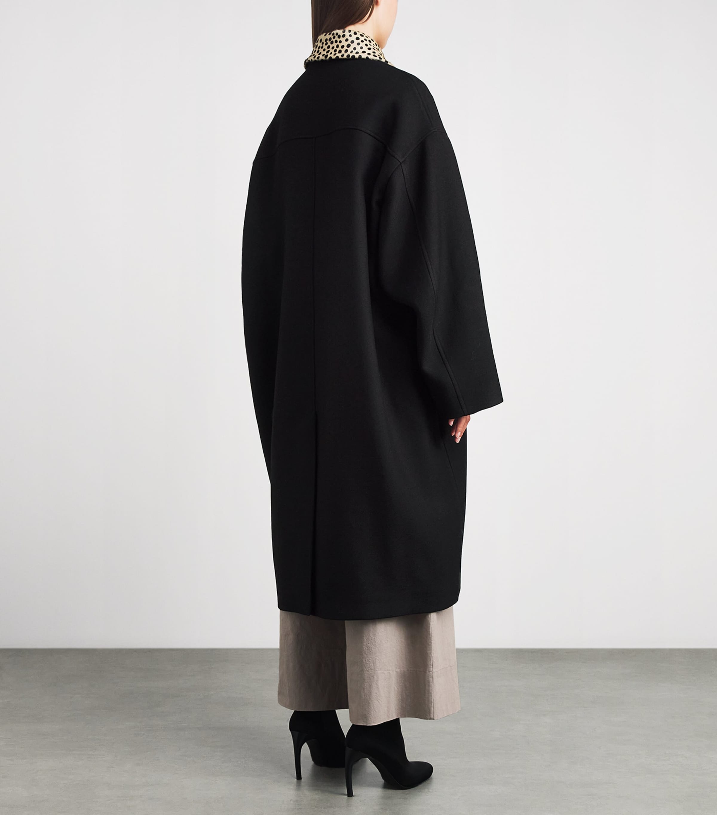 Róhe Womens Wool Cheetah-Collar Coat Black Image 5