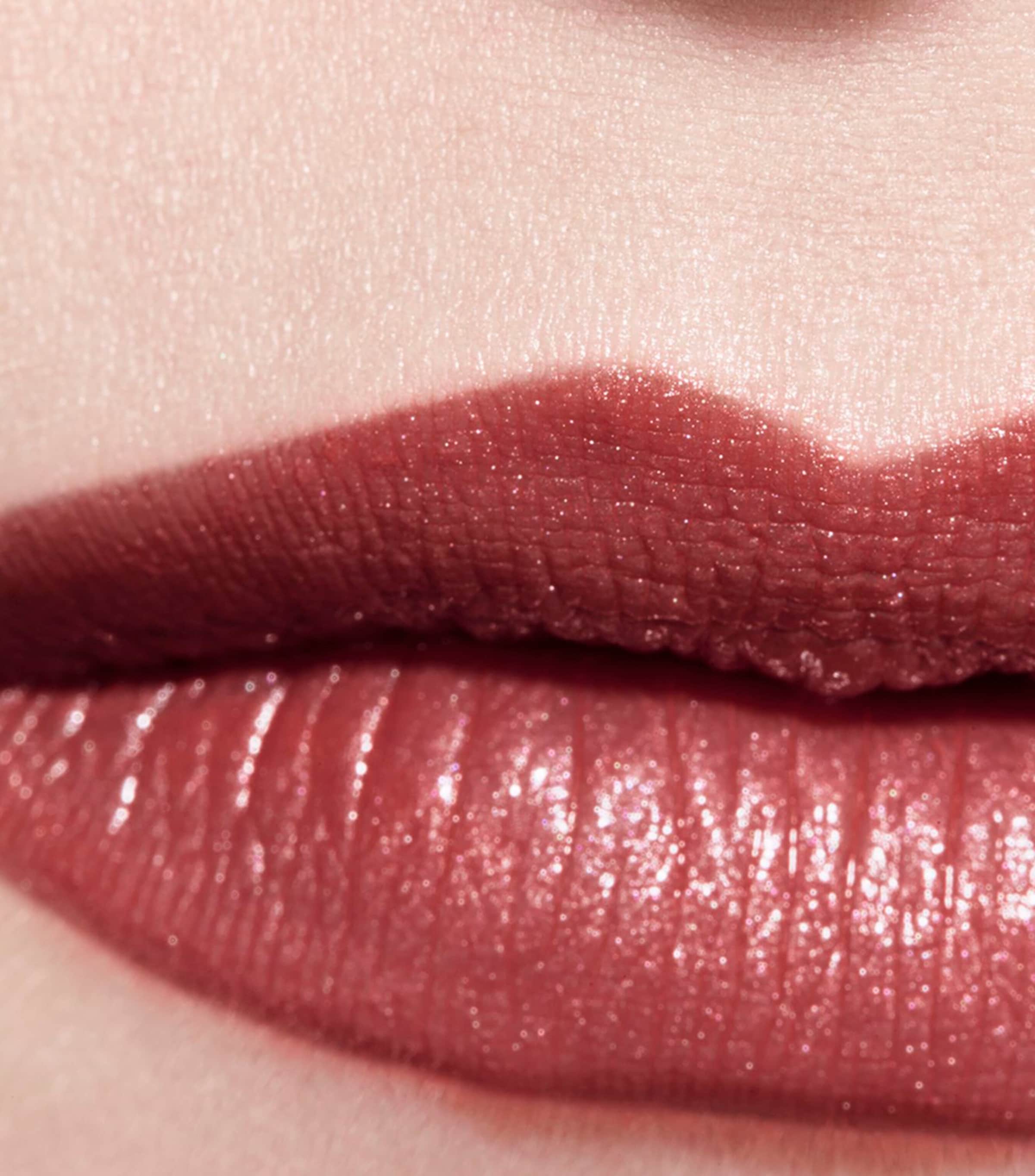 CHANEL ROUGE COCO Longwear Satin Lipstick Rosehall Image 5