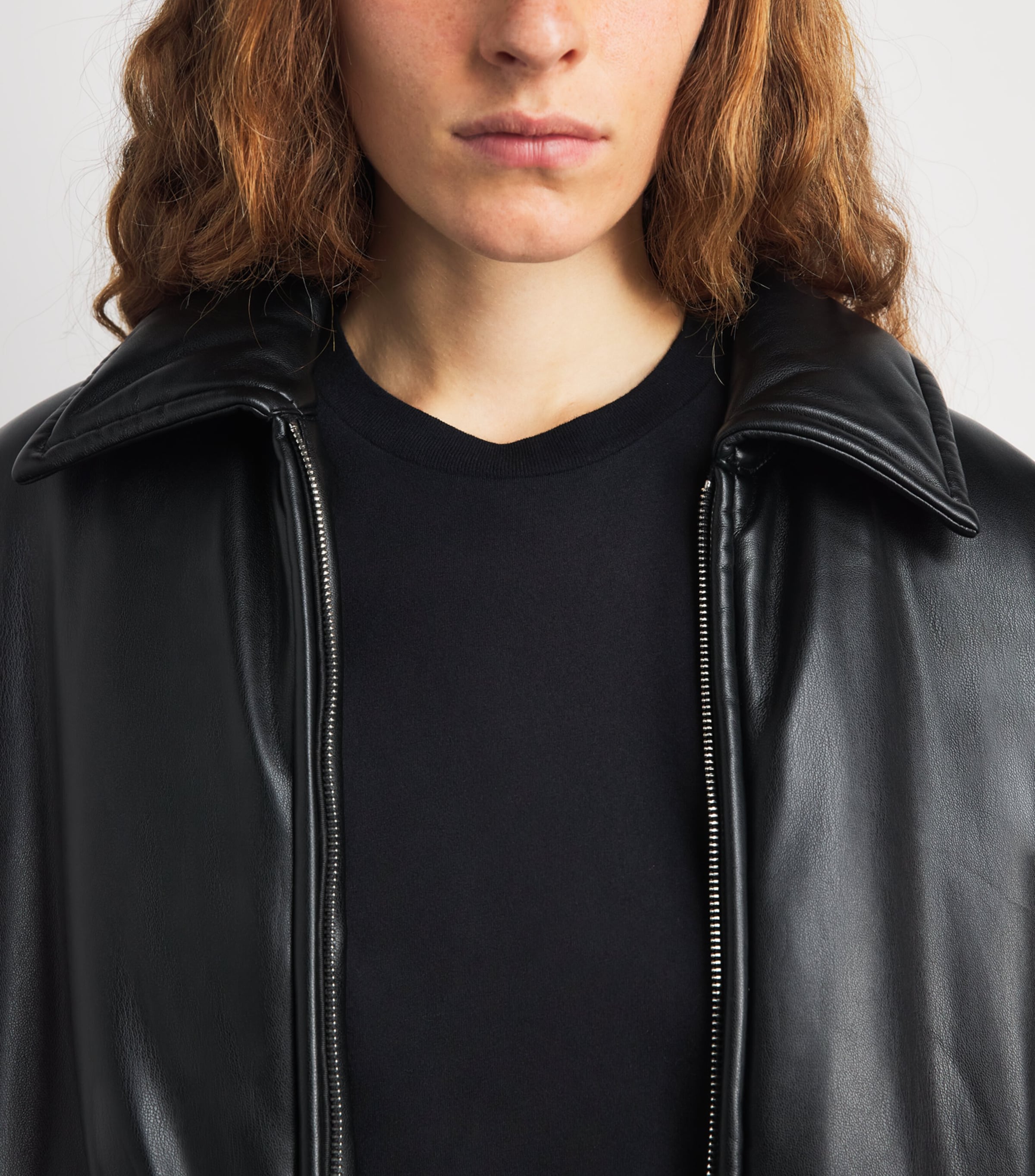 ÉTERNE Womens Long-Sleeve Cropped T-Shirt Black Image 3