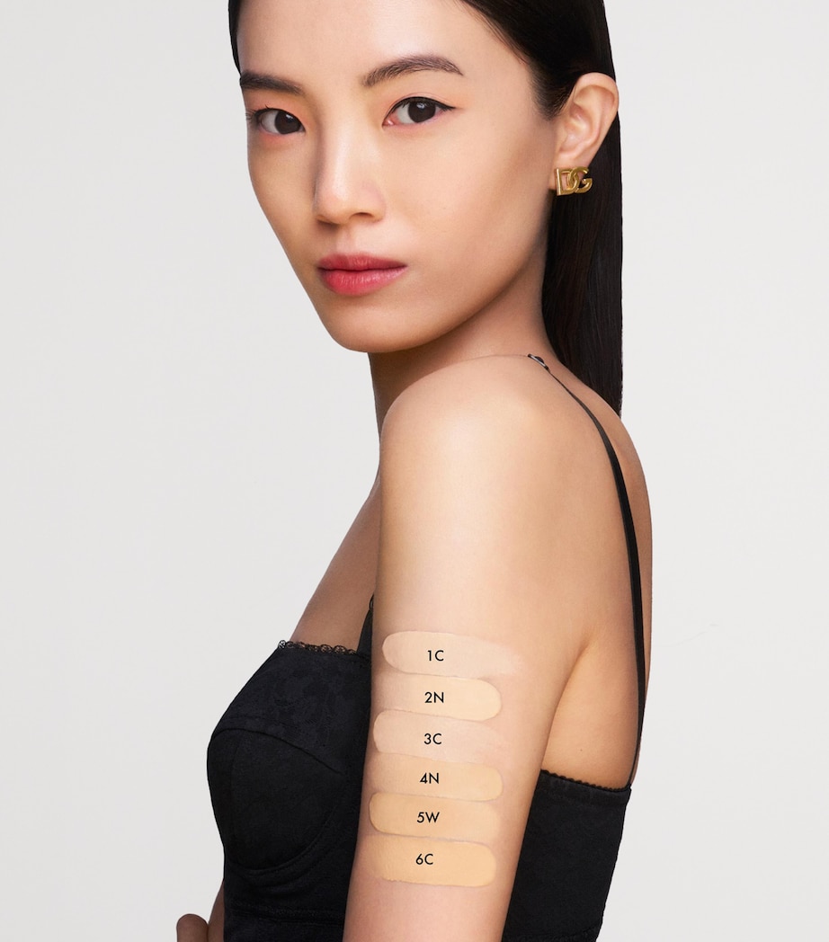 Rose Glow Cushion Foundation 2N Image 4