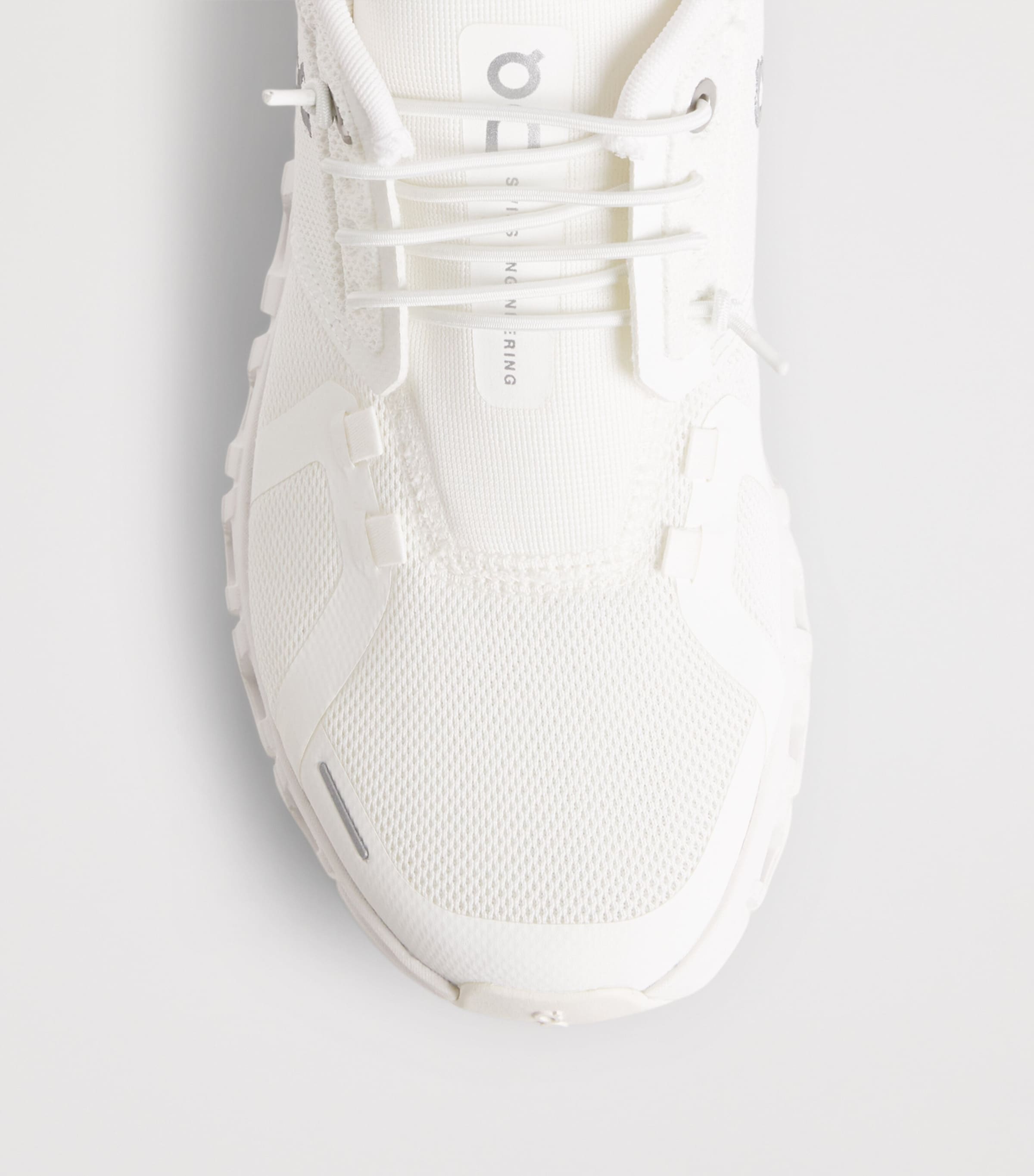 On Womens Cloud 6 Trainers White | White Image 6
