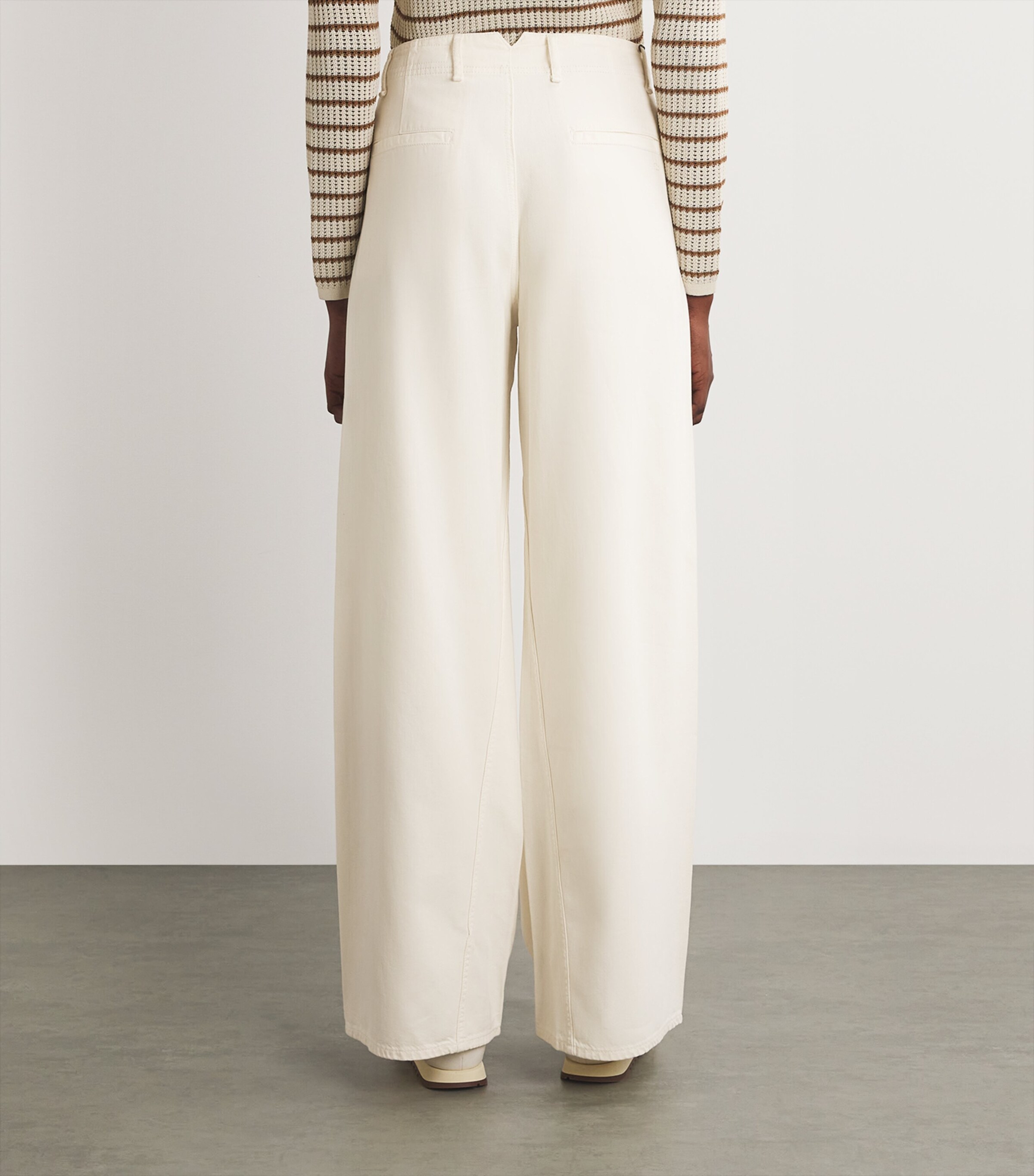 Featherweight Sofie Wide-Leg Jeans ECRU Image 4