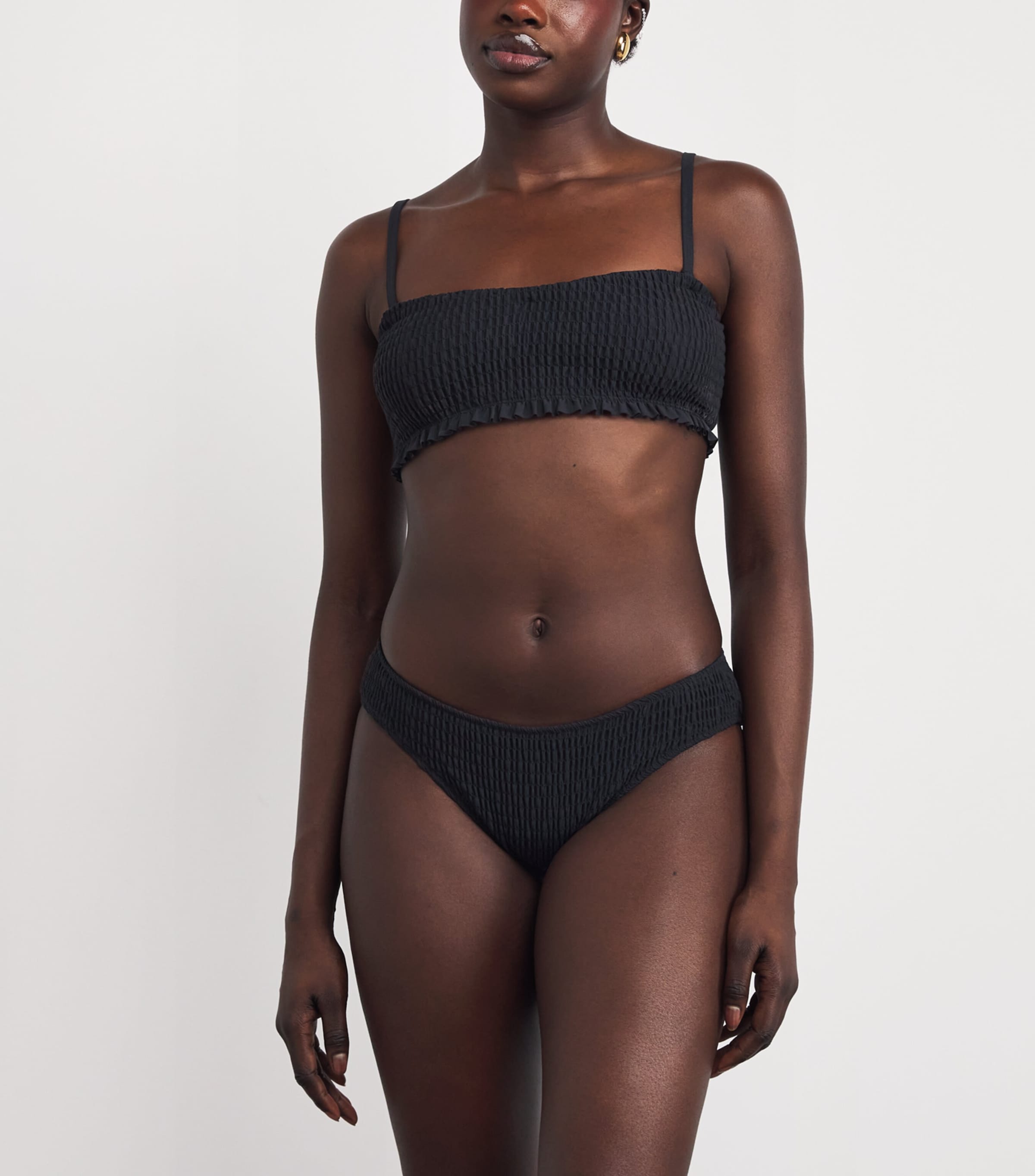 Smocked Marseille Bikini Top NOIR Image 2