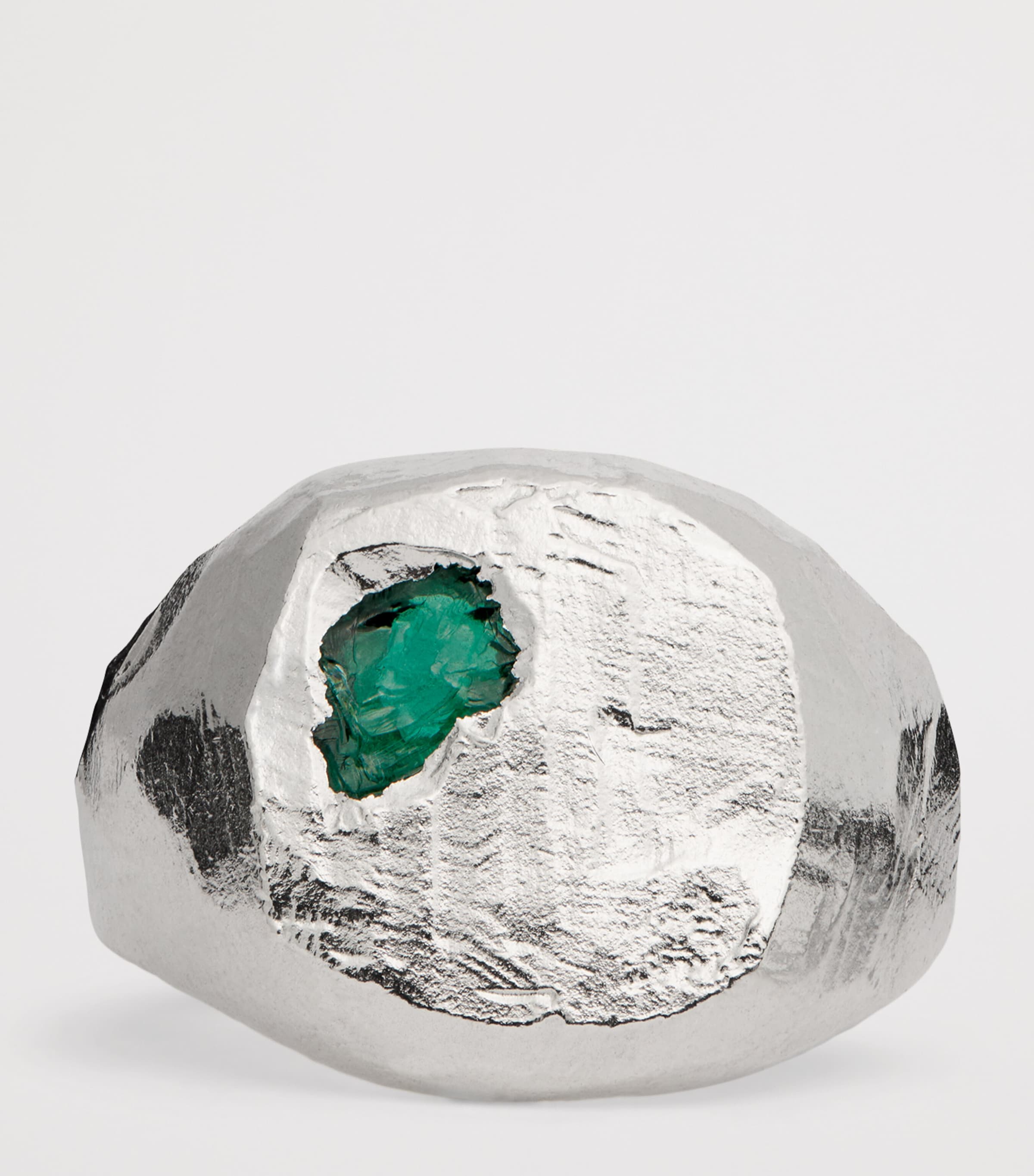 The Ouze Recycled Sterling Silver And Emerald Una Signet Ring In Silver