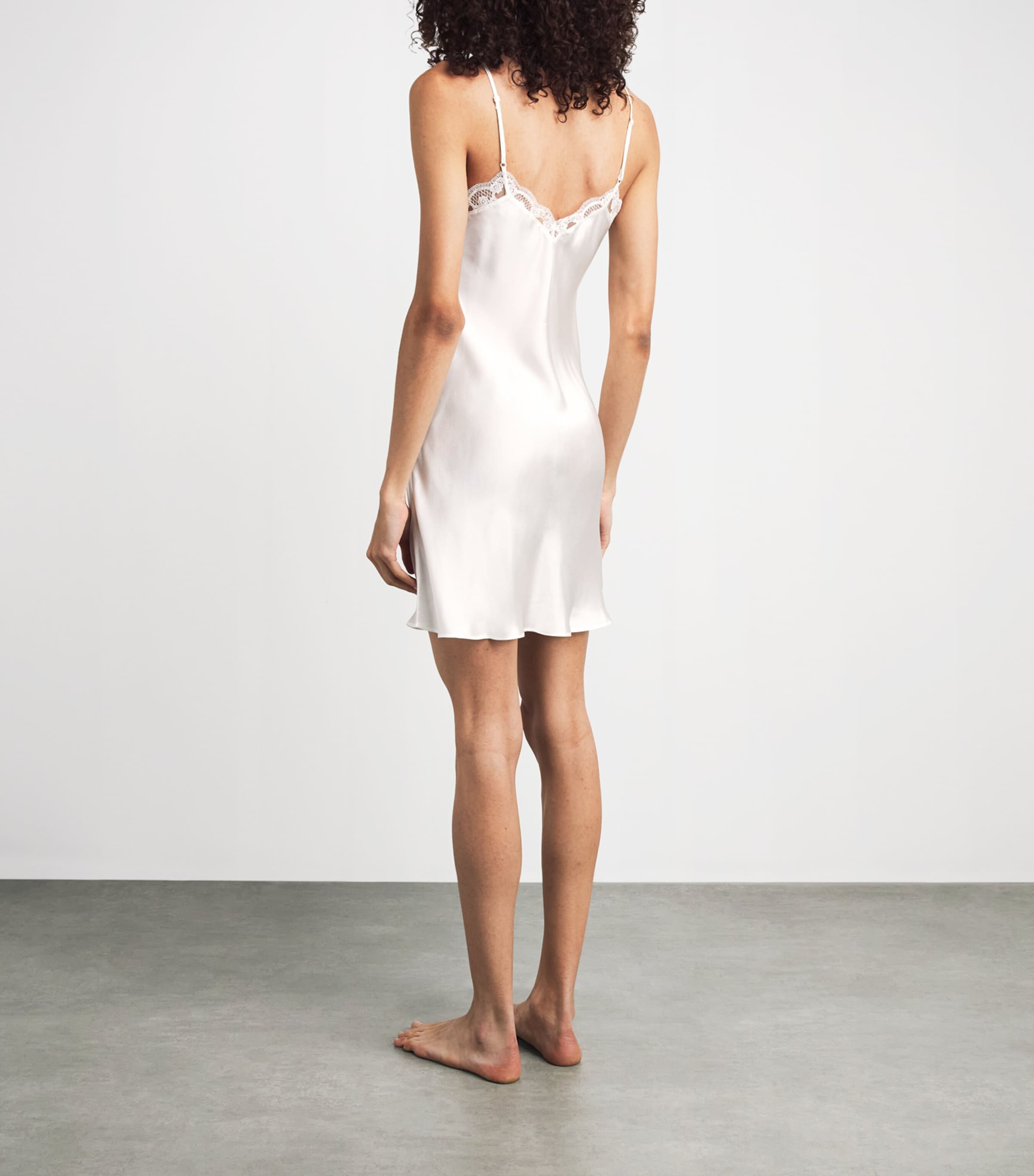 Simone Perele Womens Silk-Blend Love Me Mini Slip Dress Naturel Image 4