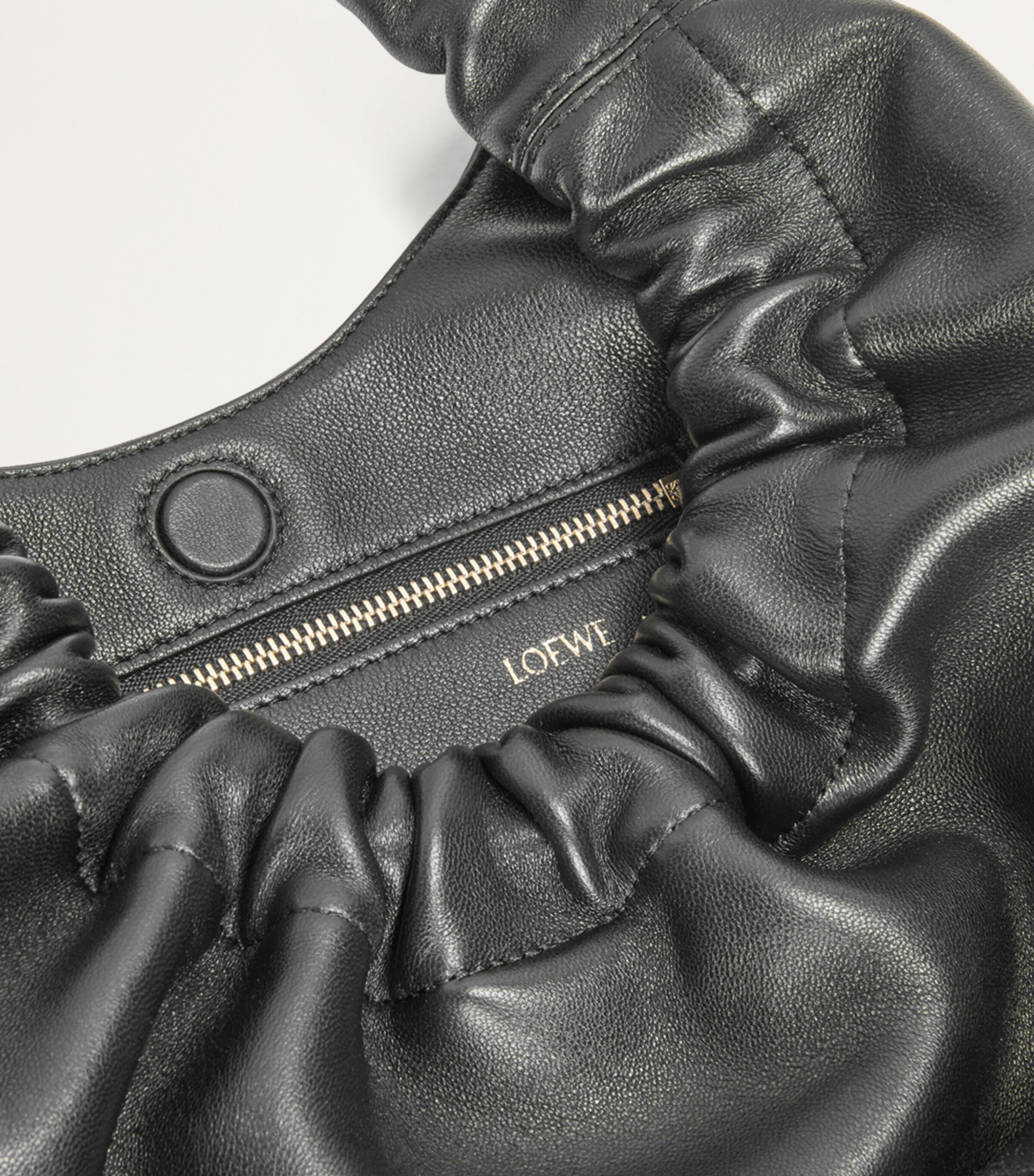 Small Leather Squeeze Top-Handle Bag BLACK Image 6