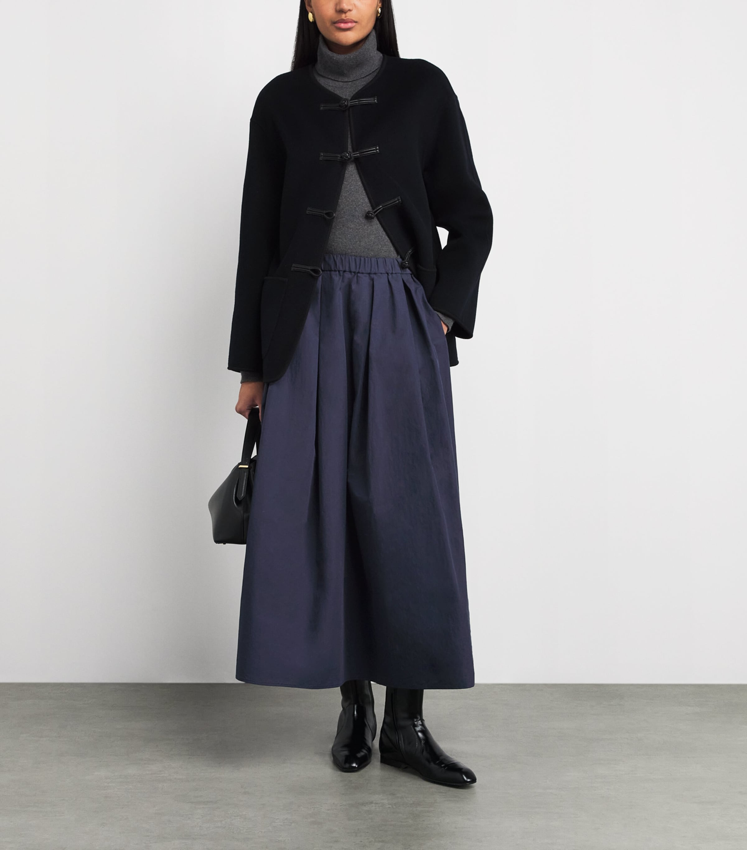 Stylein Womens Cotton-Blend Sorina Midi Skirt Midnight Image 2