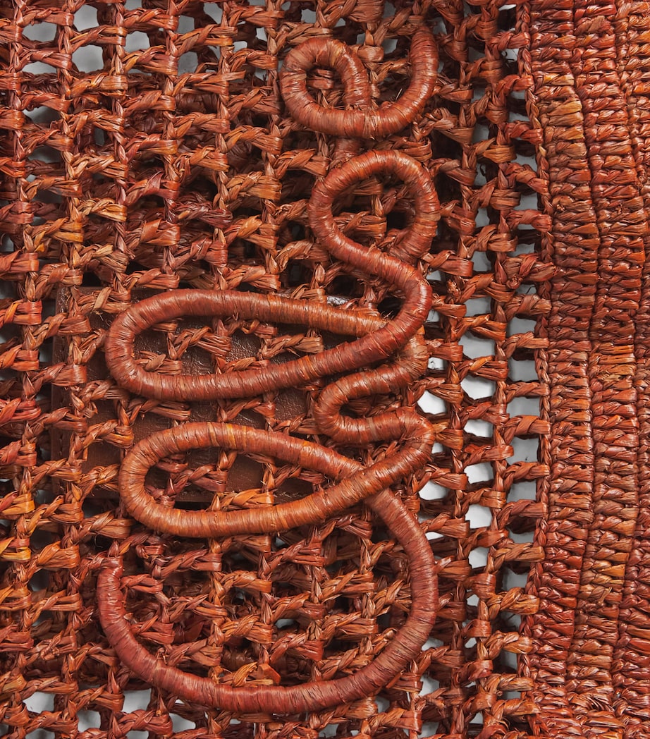 Chloé Small Raffia Summer Banana East-West Tote Bag Clay Brown Image 3