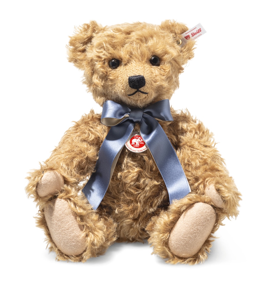 Steiff British Collectors’ Teddy Bear 2026 (35cm) Image 1