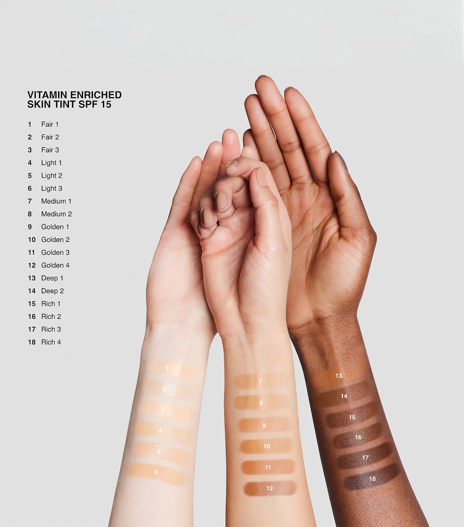 Vitamin Enriched Skin Tint LIGHT 3 Image 5