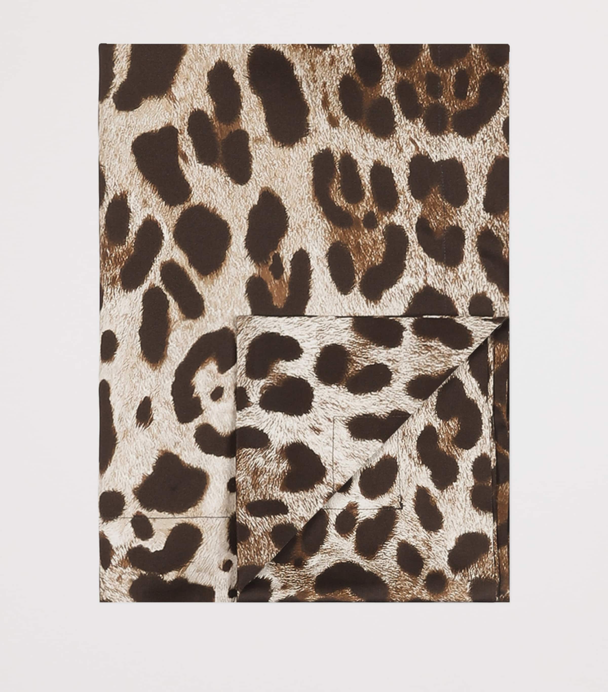 Dolce&Gabbana Casa Set of 2 Cotton Leopard Pillowcases (60cm x 90cm) Leopardo Image 3