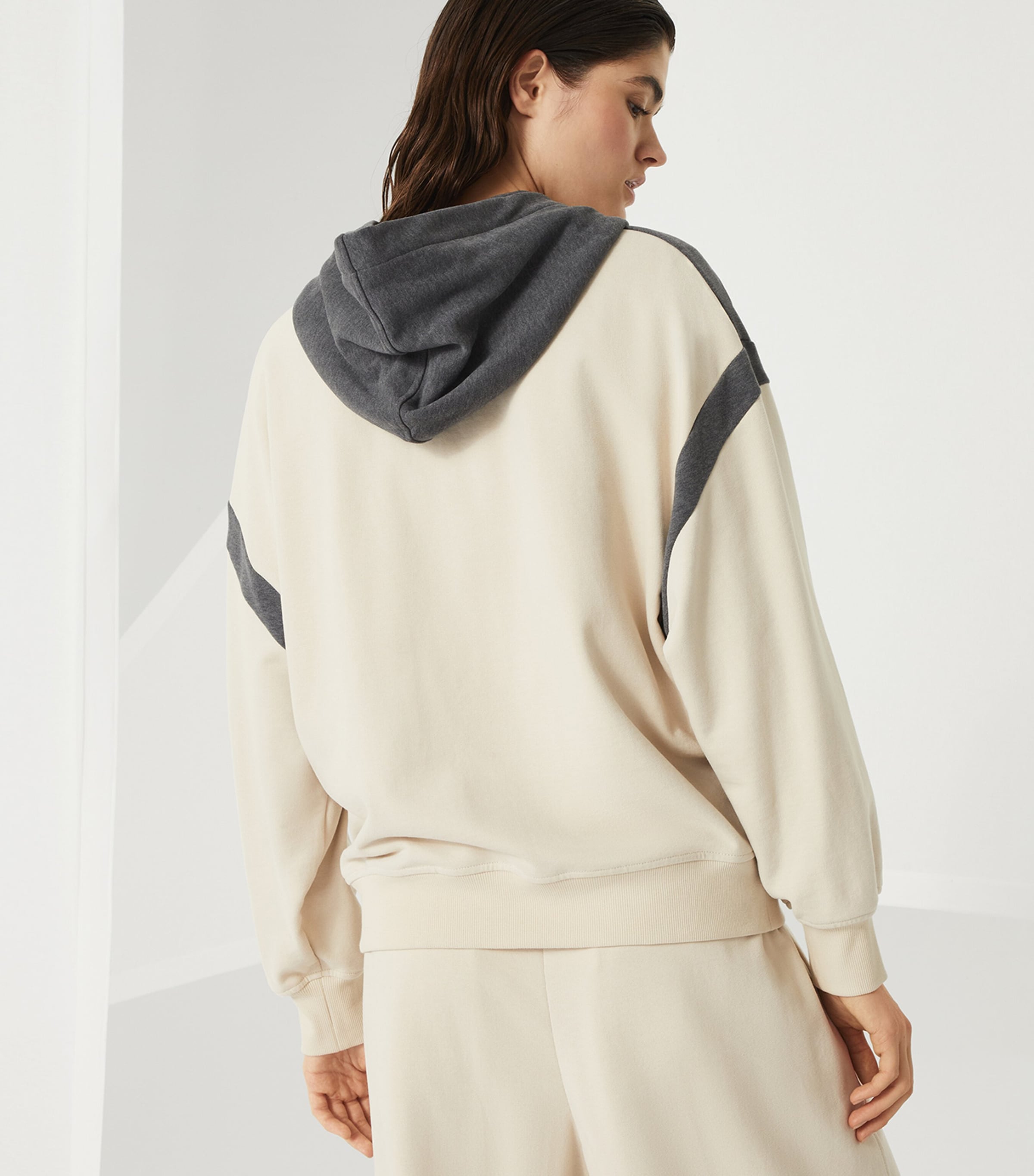 【23AW NEW】BRUNELLO CUCINELLI / ソリッドトラベル パーカー Brunello Cucinelli Cotton Two-Tone Sweatshirt | Harrods HK
