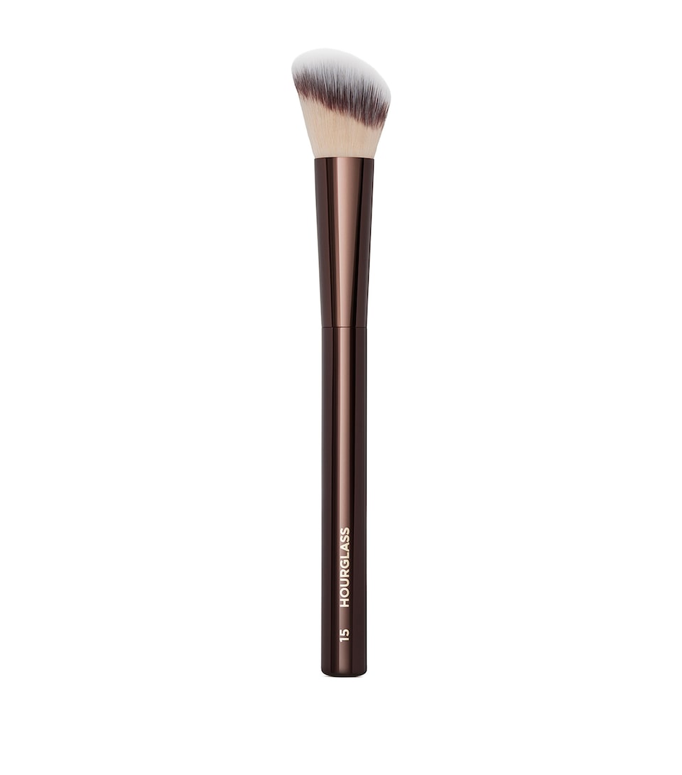 No. 15 Blush Brush