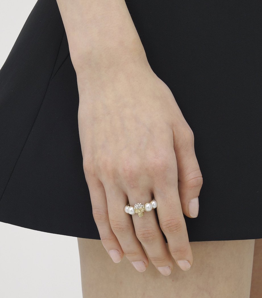 Faux Pearl and Skull Ring 1953 Image 3