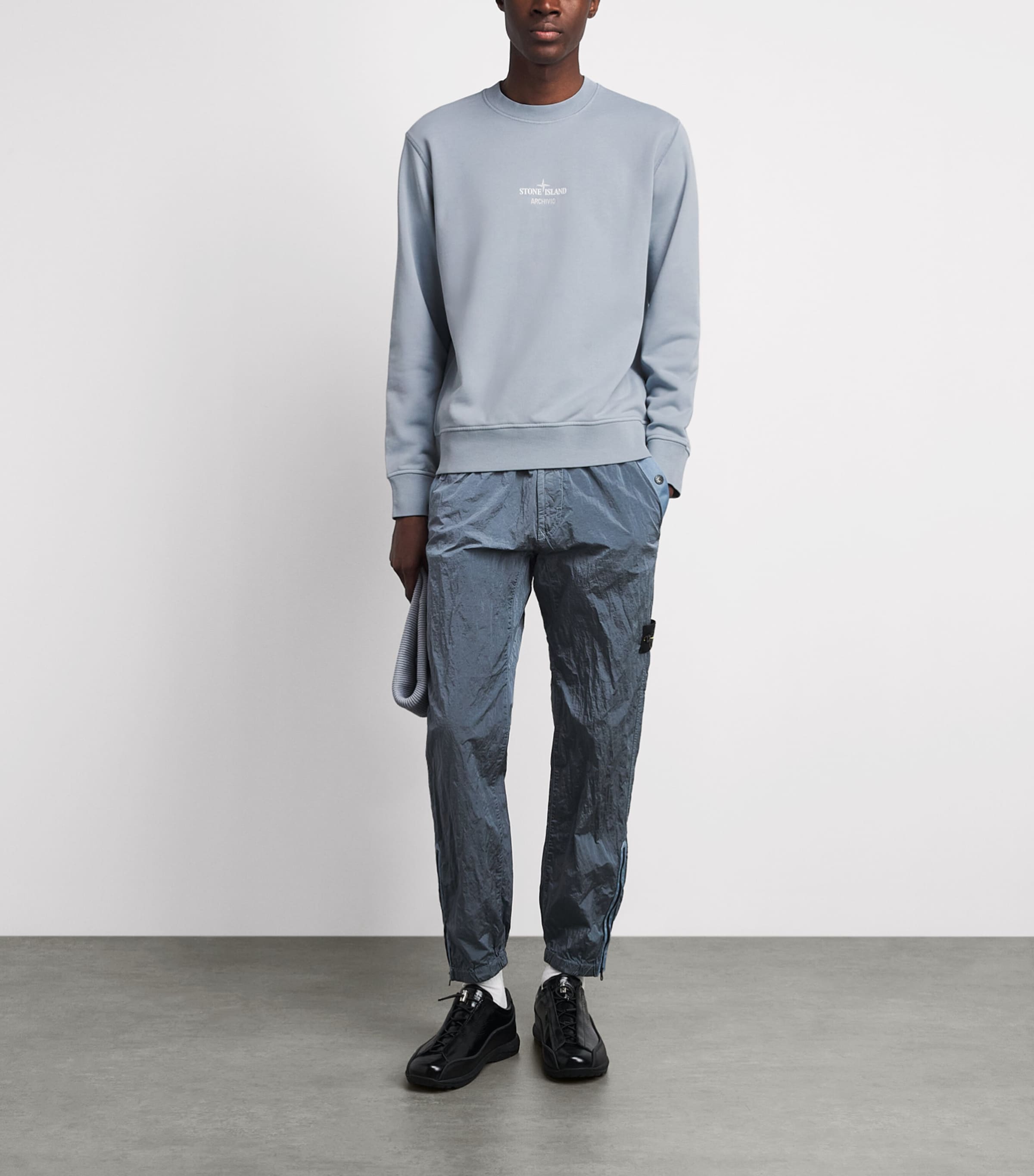Stone Island Mens ARCHIVIO Logo Sweatshirt Image 2