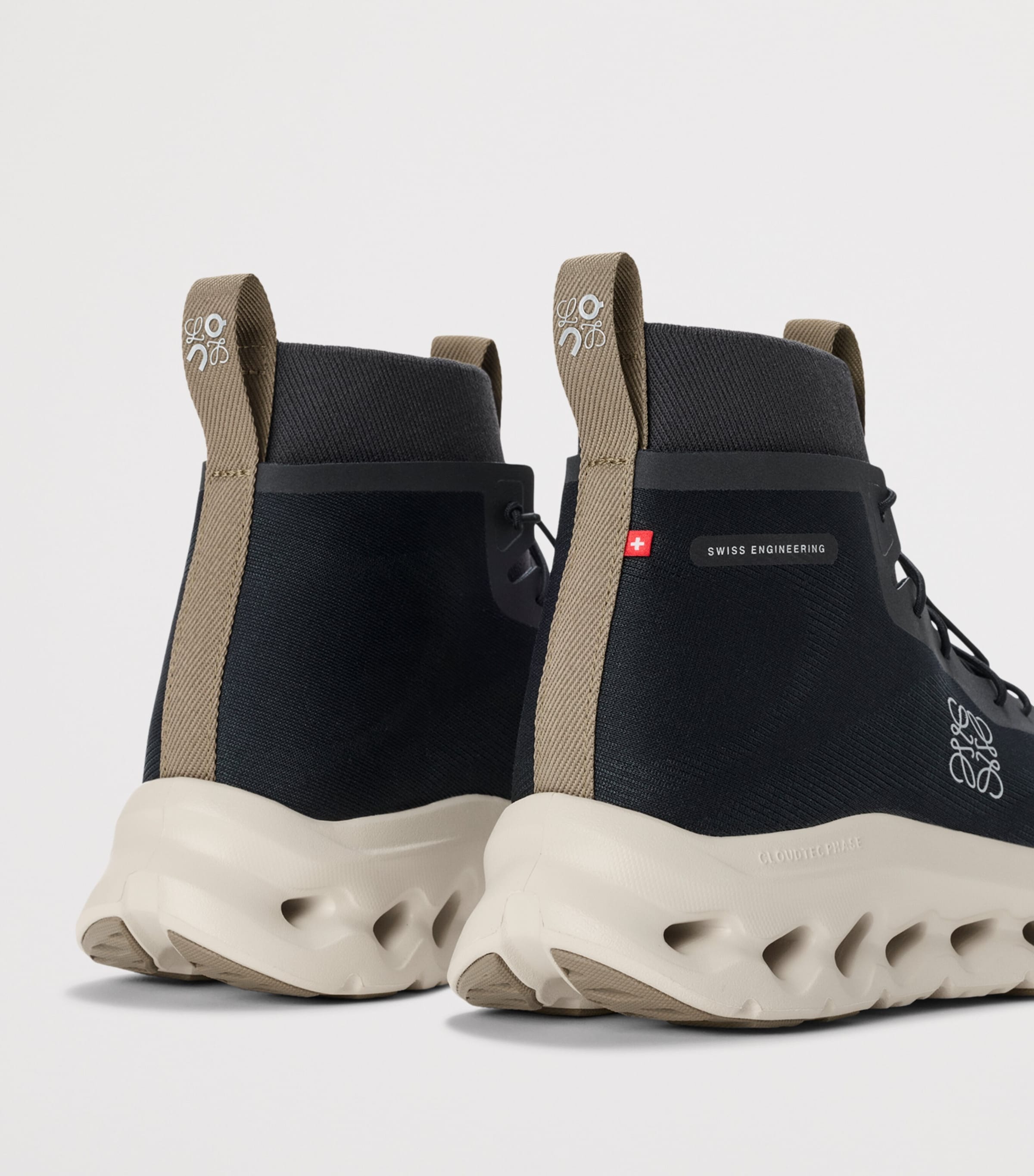 LOEWE x On Cloudtilt High-Top Trainers Black/oatmeal/olive Image 4