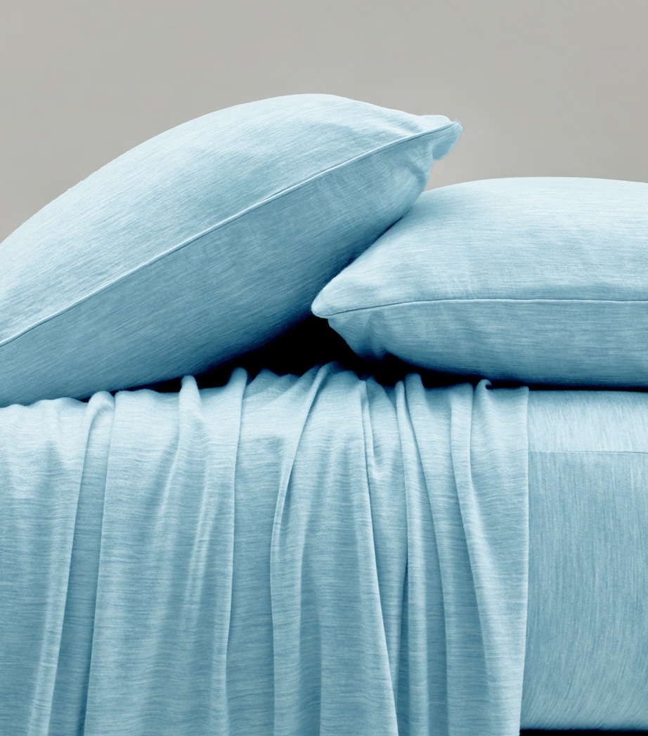 SHLEEP Merino-Bamboo Jersey Pillowcases (Set of 2) Cloudless Blue Image 4