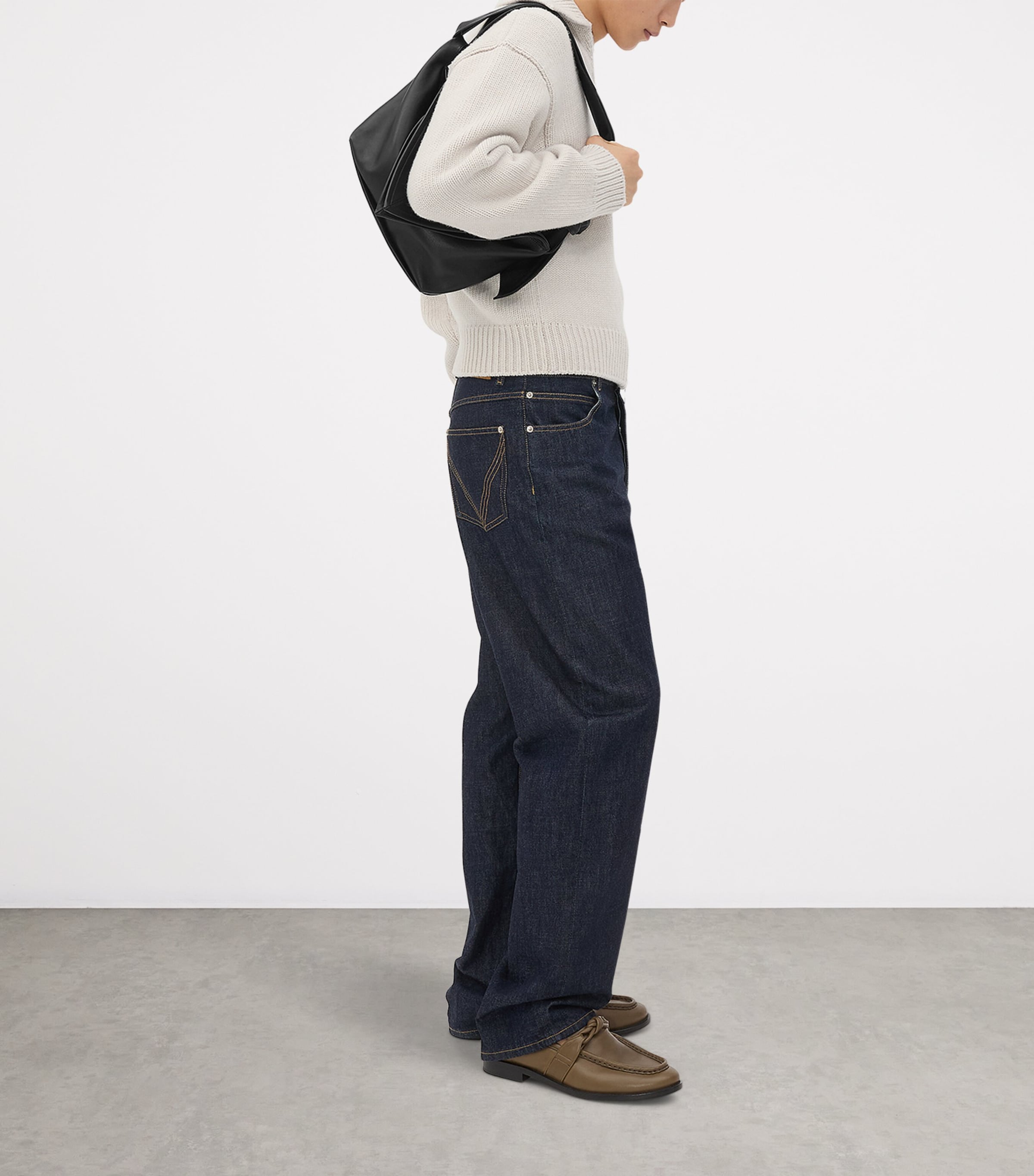 Small Leather Sawyer Shoulder Bag 8803 Image 2