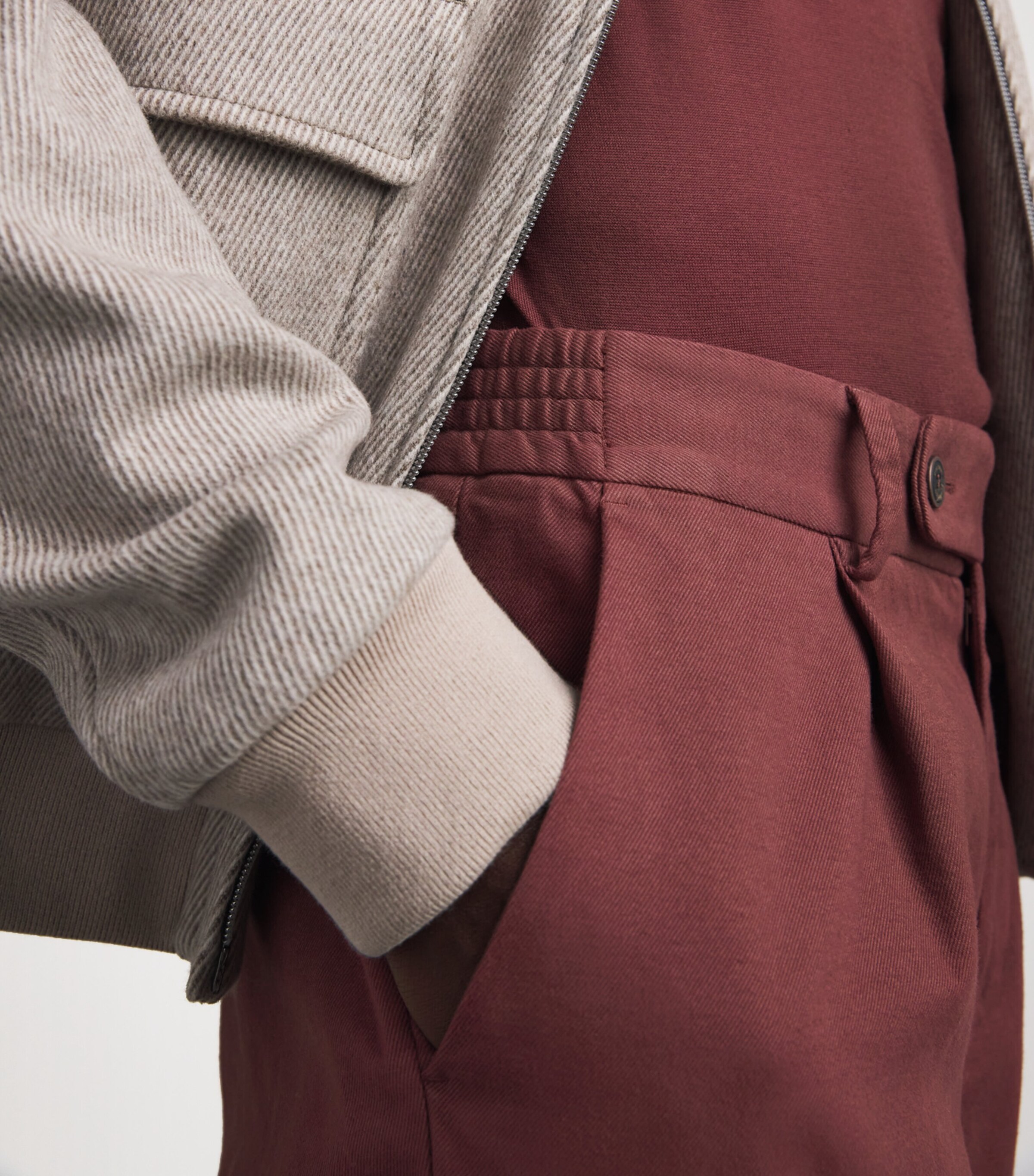 Colombo Mens Pleated Straight Chinos Wine Image 3