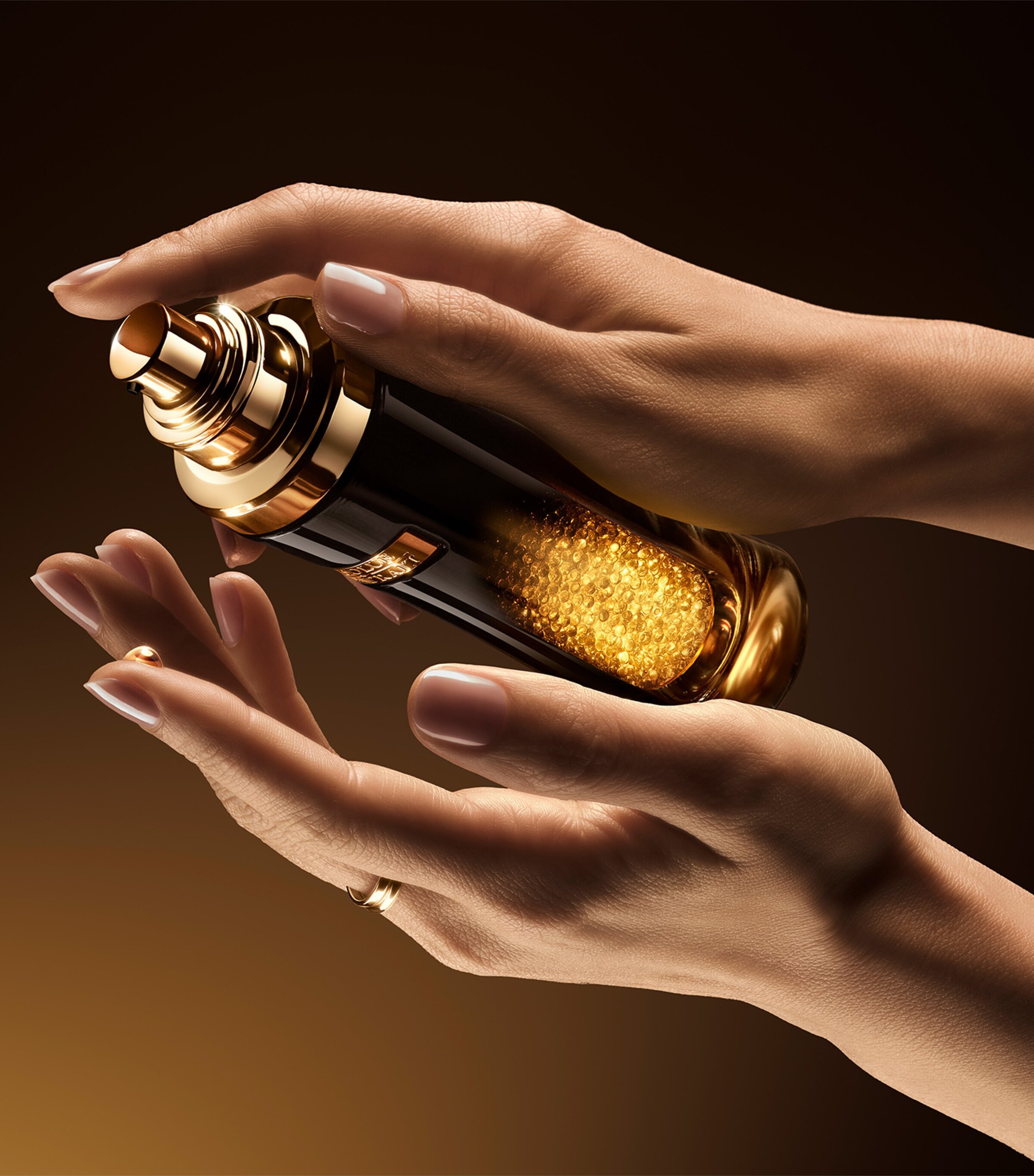 Absolue L’Extrait Concentrate Serum (30ml) - Refill NO COLOUR Image 3