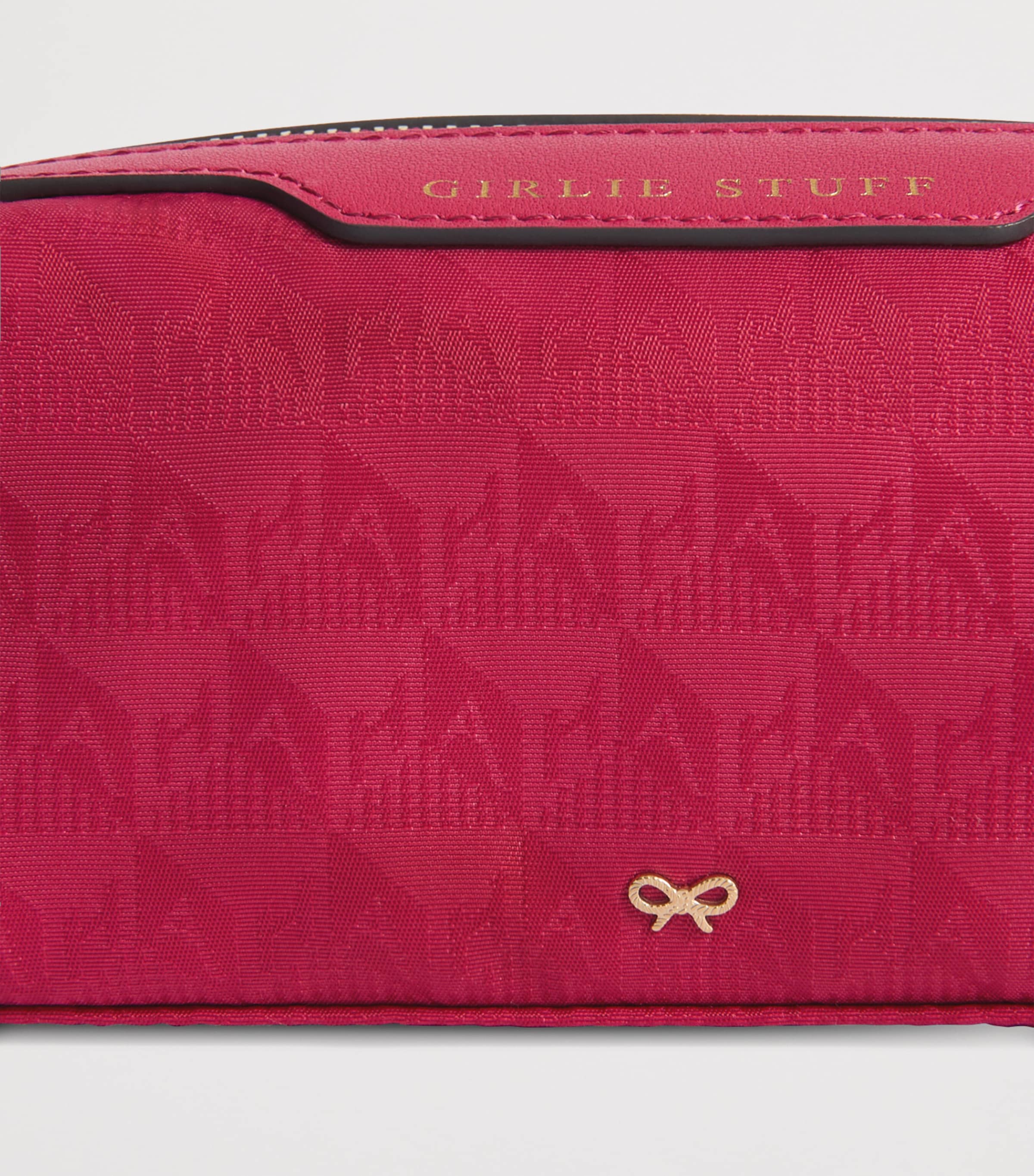 Jacquard Logo Girlie Stuff Pouch MAGENTA Image 2