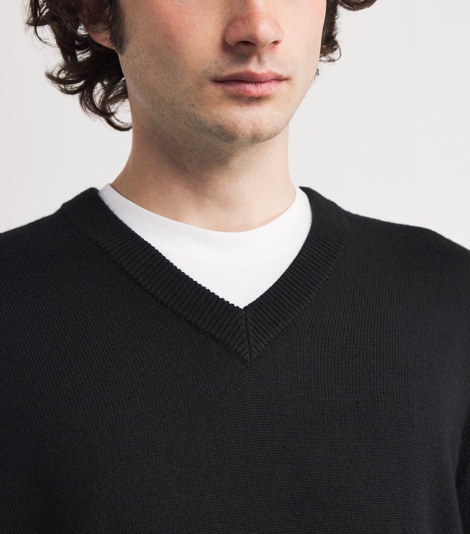 Merino Wool V-Neck Sweater BLACK 999 Image 6