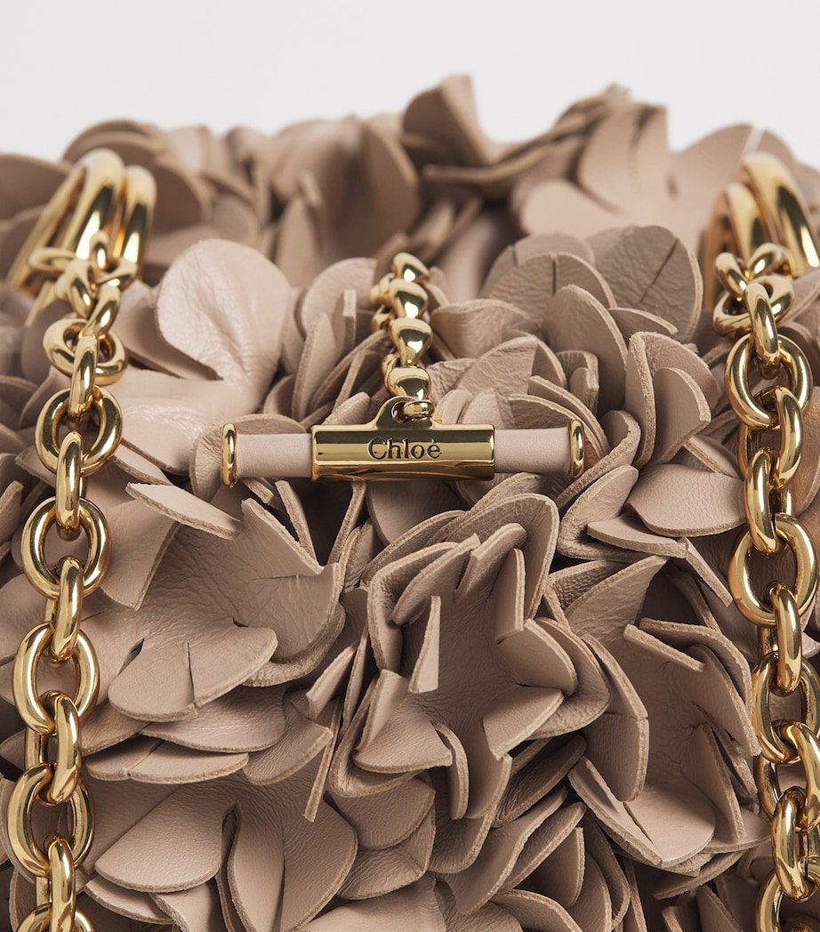 Chloé Lambskin Plissé Shoulder Bag Woodsmoke Image 4
