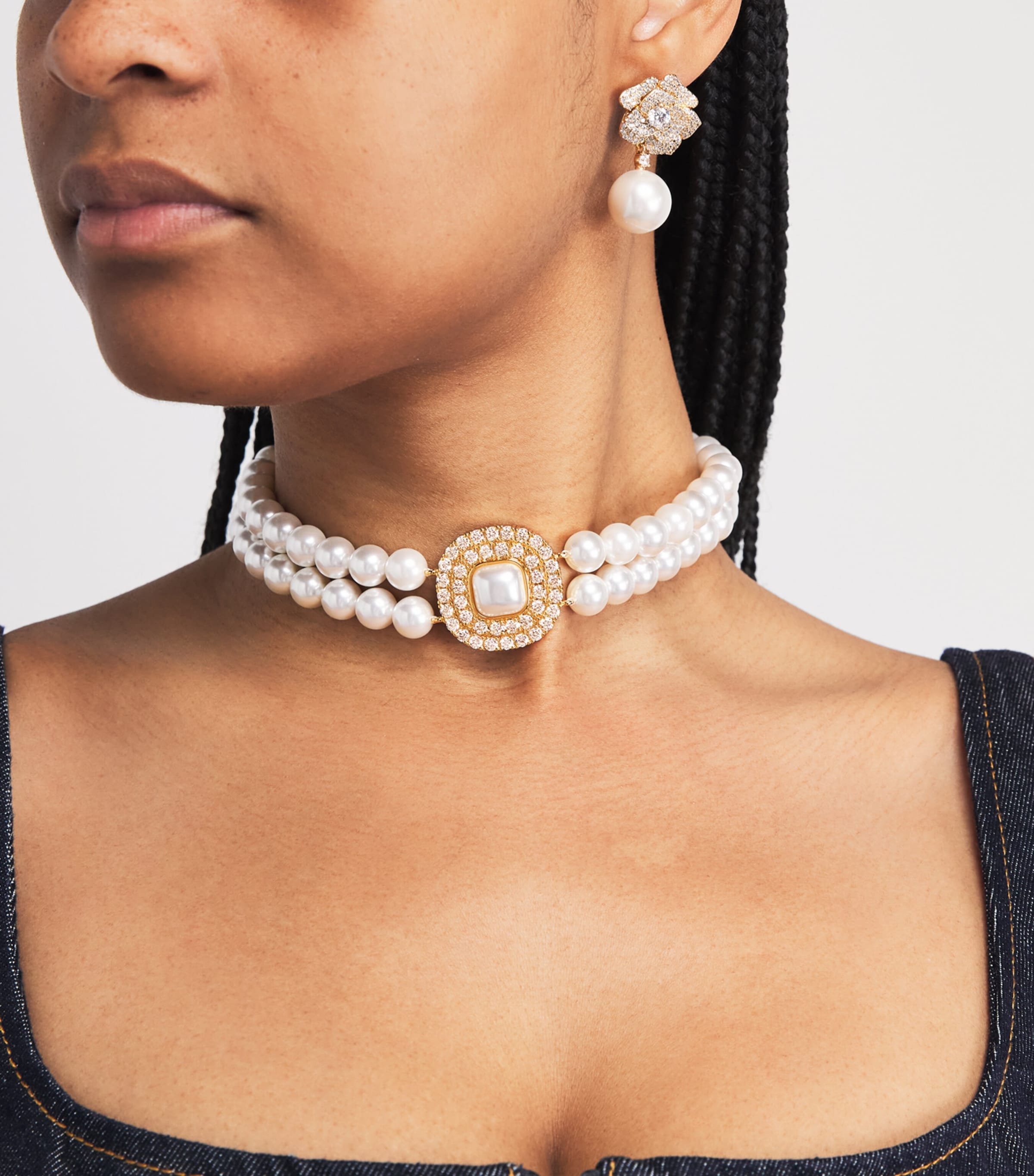 Self-Portrait Crystal and Faux Pearl Choker Gold Image 4